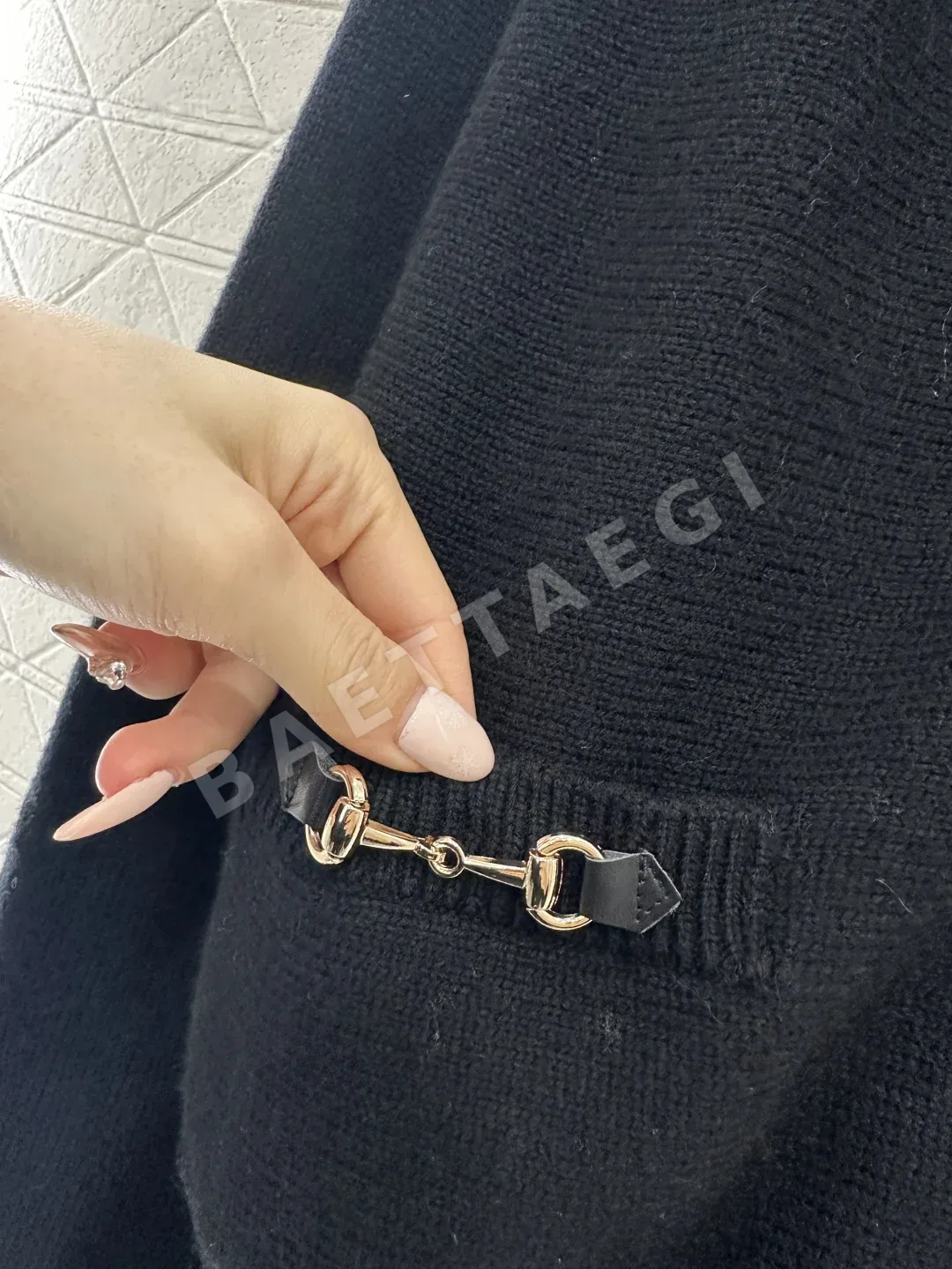 구찌 체인 포켓 울 니트 가디건 상세 이미지 7