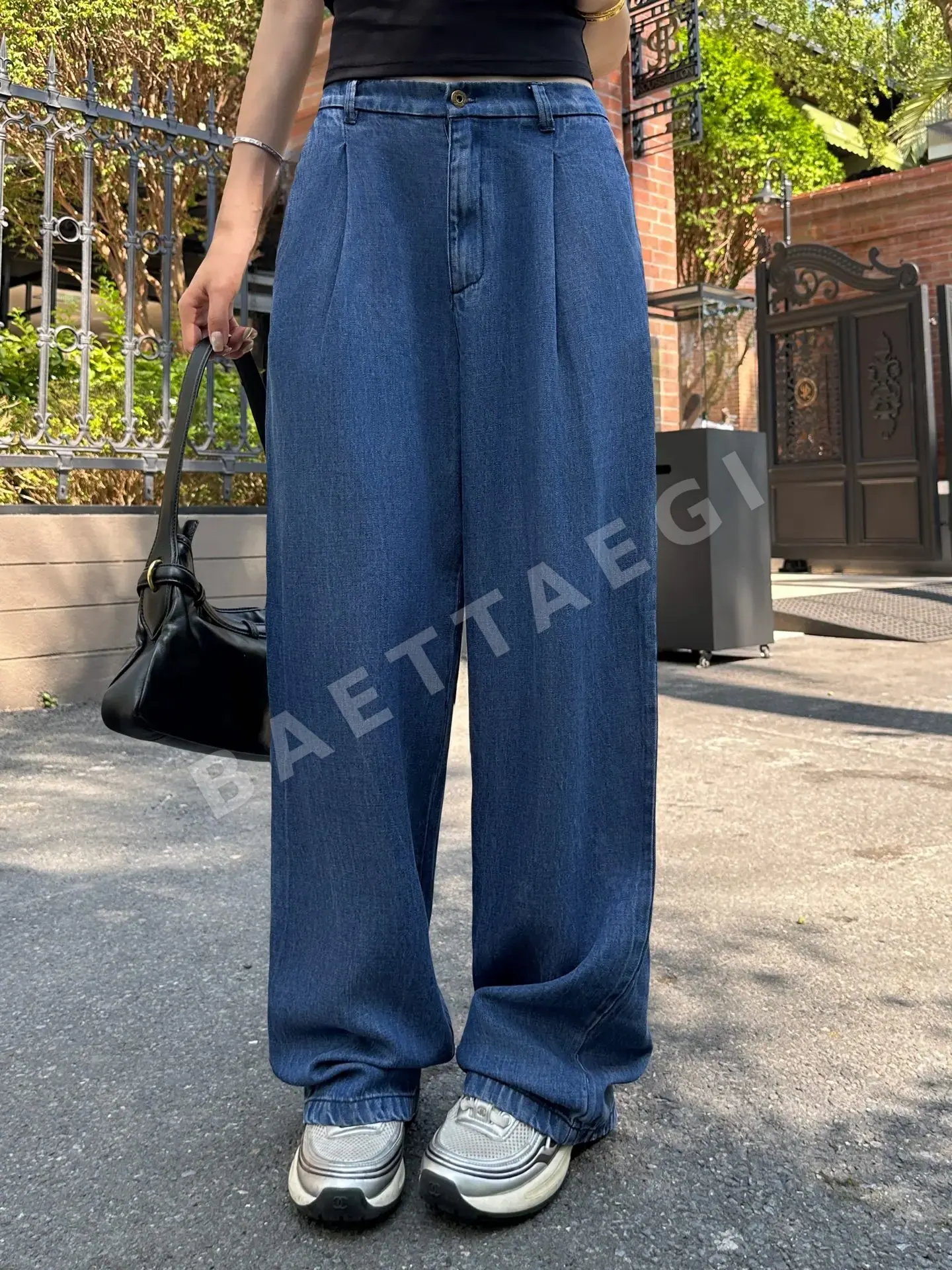 미우미우 컬러 블록 자수 밴딩 데님 팬츠 상세 이미지 1