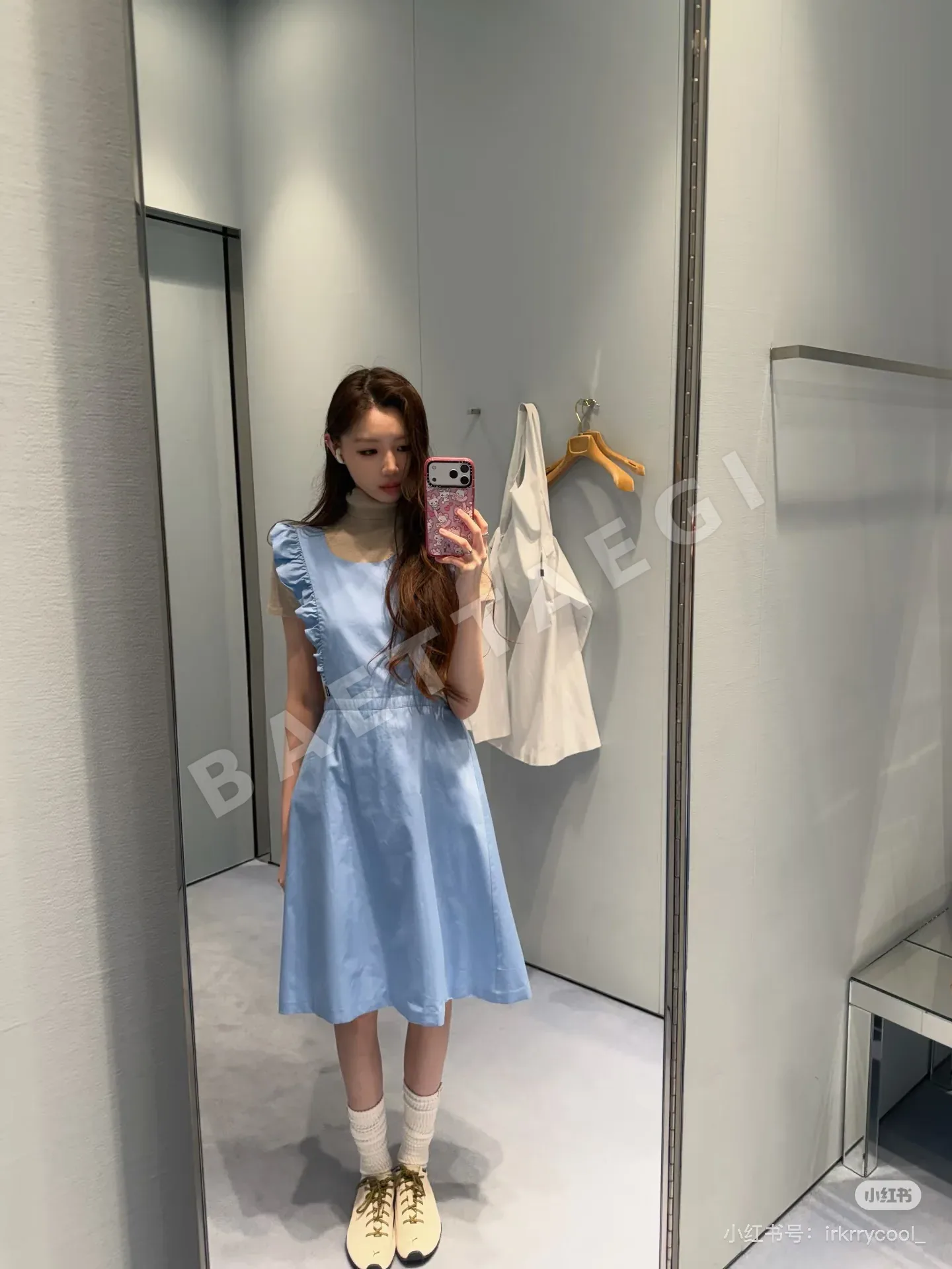 미우미우 프릴 민소매 A라인 원피스 상세 이미지 5