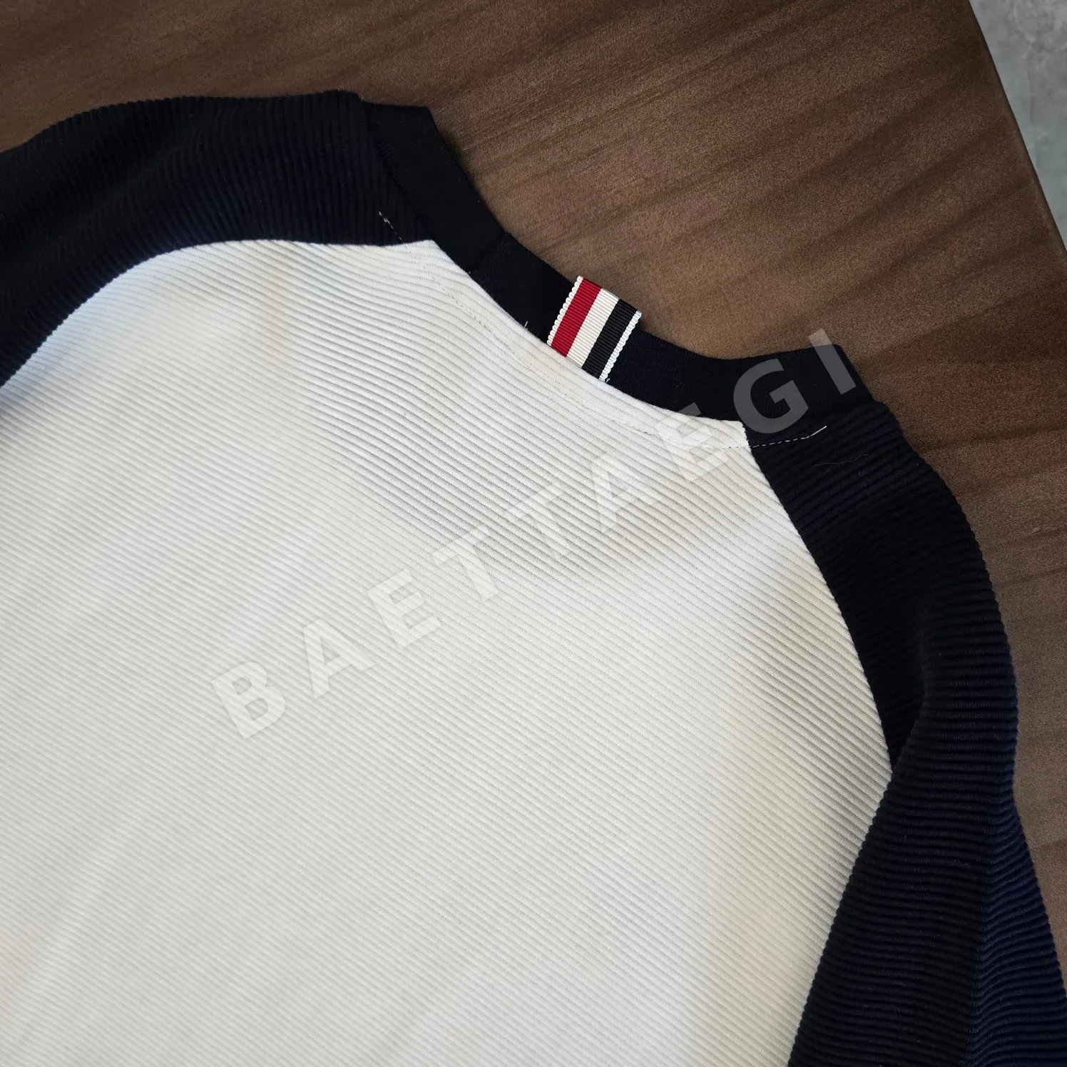 톰브라운 컬러 블록 코튼 반팔 티셔츠 951 상세 이미지 5