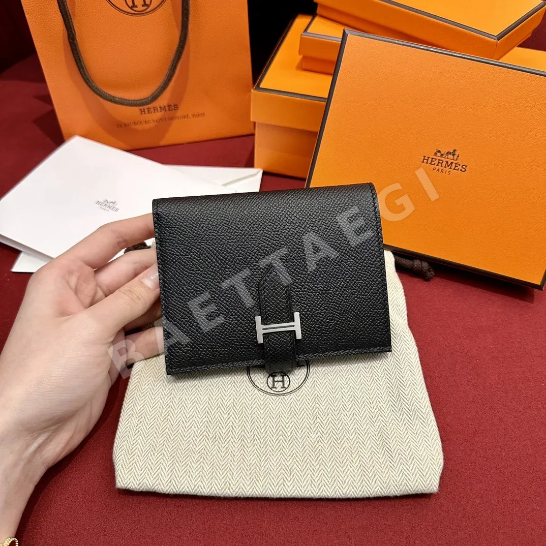 에르메스 야자수 무늬 은색 잠금장식 숏지갑 23413
