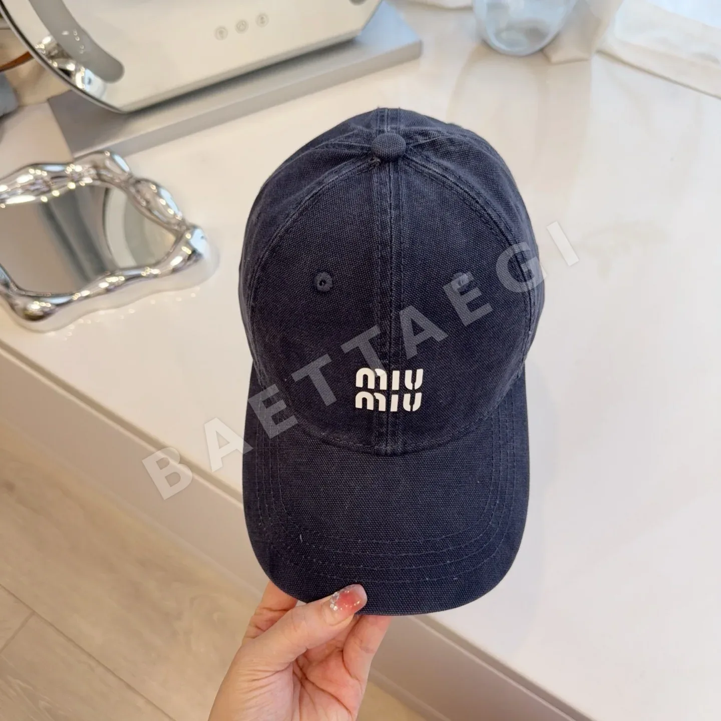 미우미우 모자 80896 Miu Miu Cap 상세 이미지 2