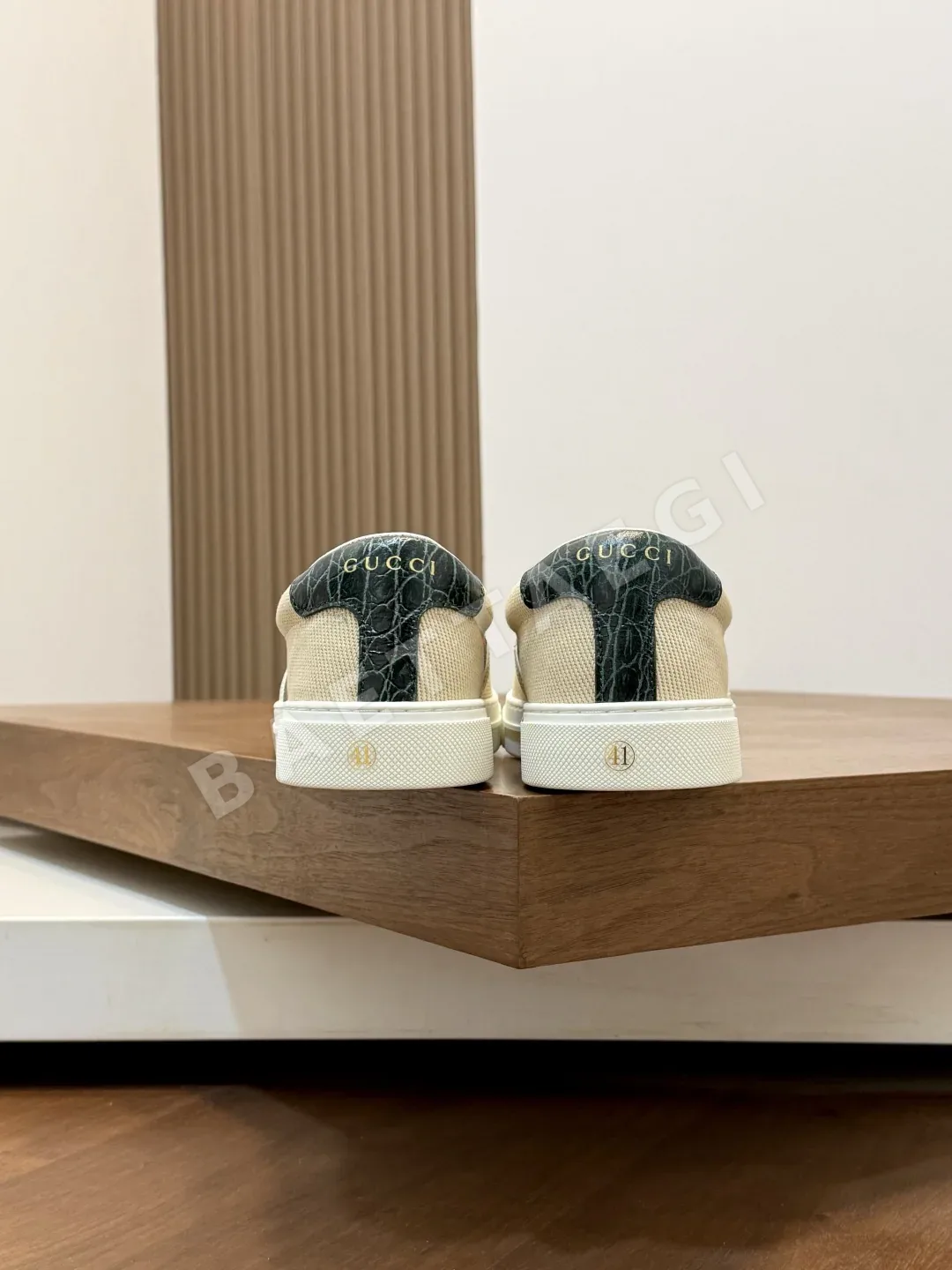 구찌 캔버스 로고 여성 로퍼 상세 이미지 8