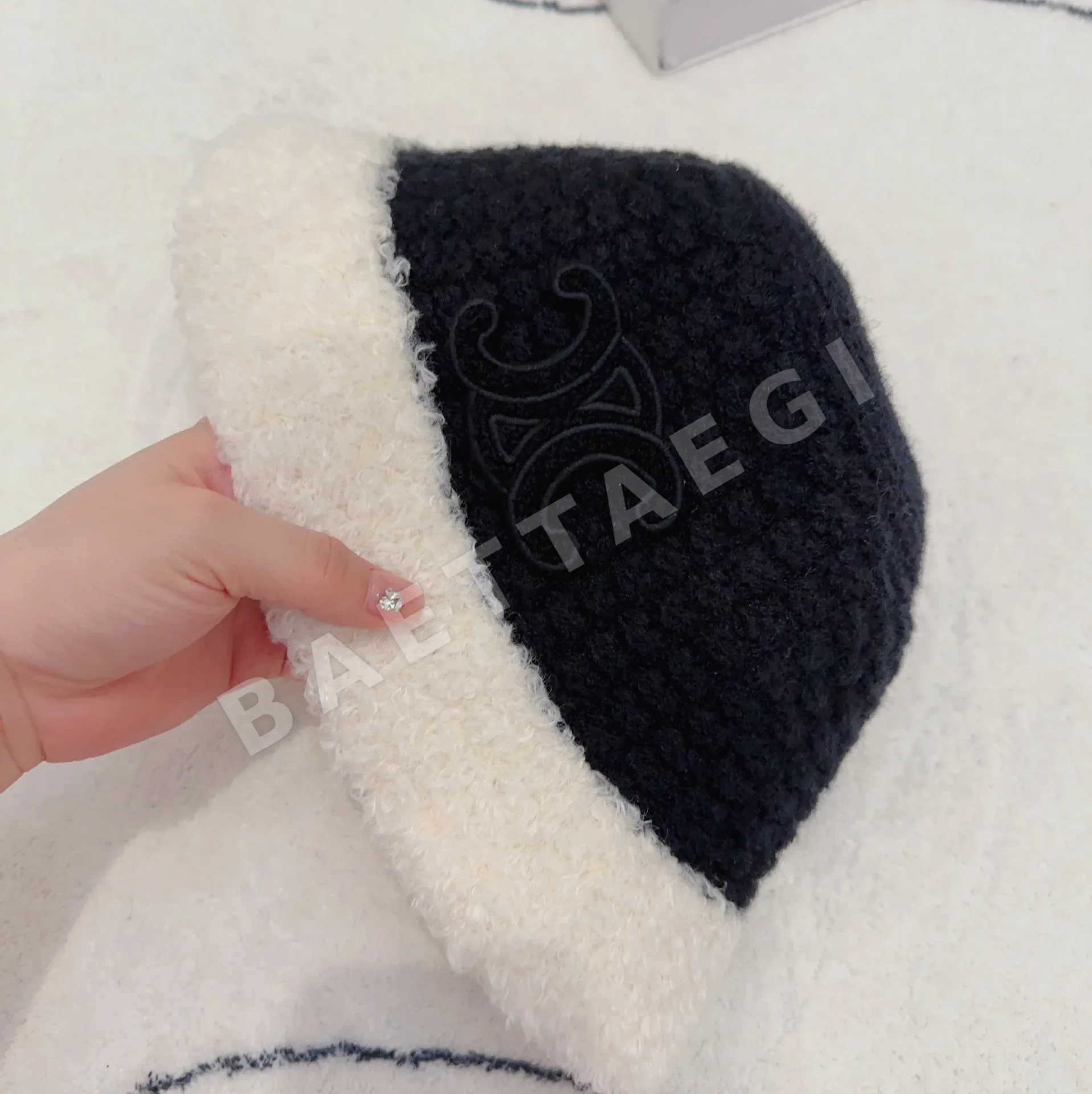 셀린느 클래식 캡 상세 이미지 7