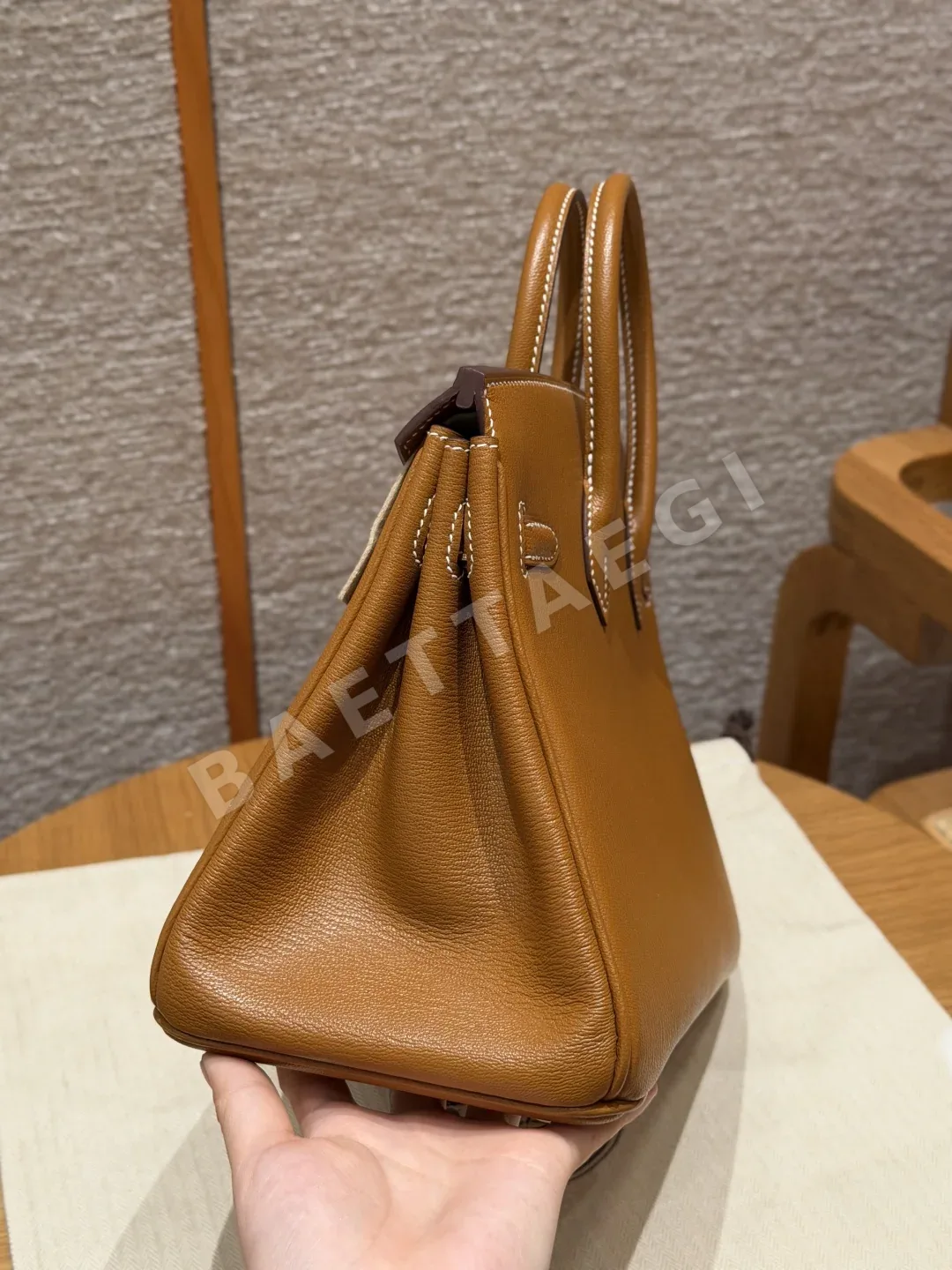 에르메스 버킨 25 염소가죽 가방 상세 이미지 3