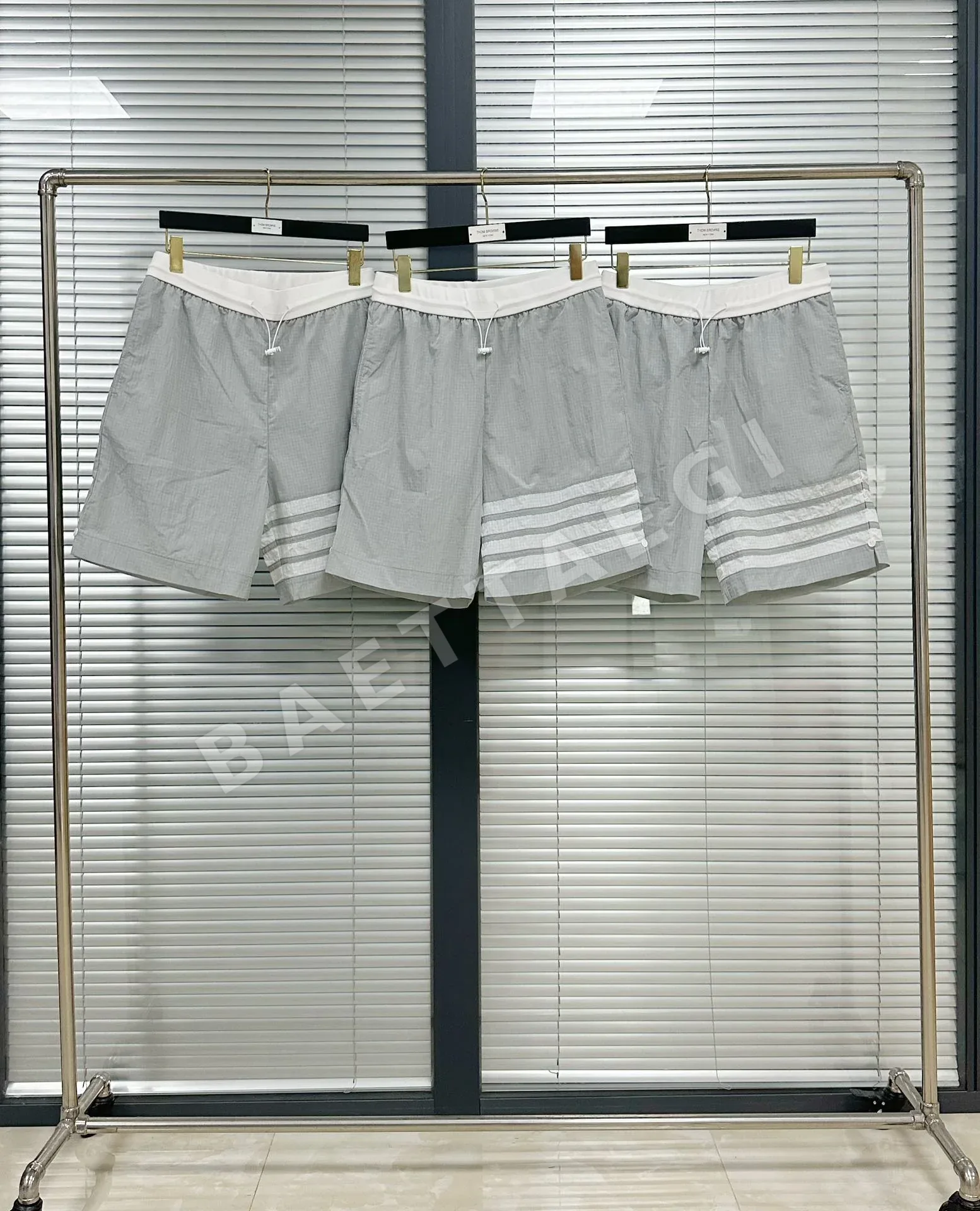 톰브라운 체크 리브 남성 니트 레플리카 46712 Thom Browne Shorts