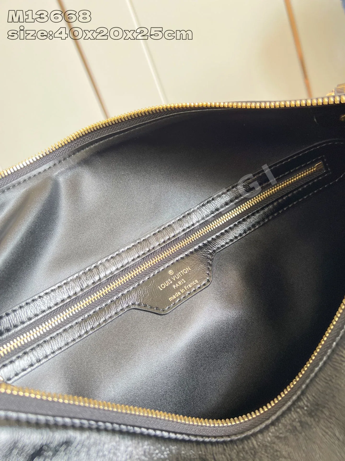 루이비통 M13668 블랙 키폴 핸드백 상세 이미지 12