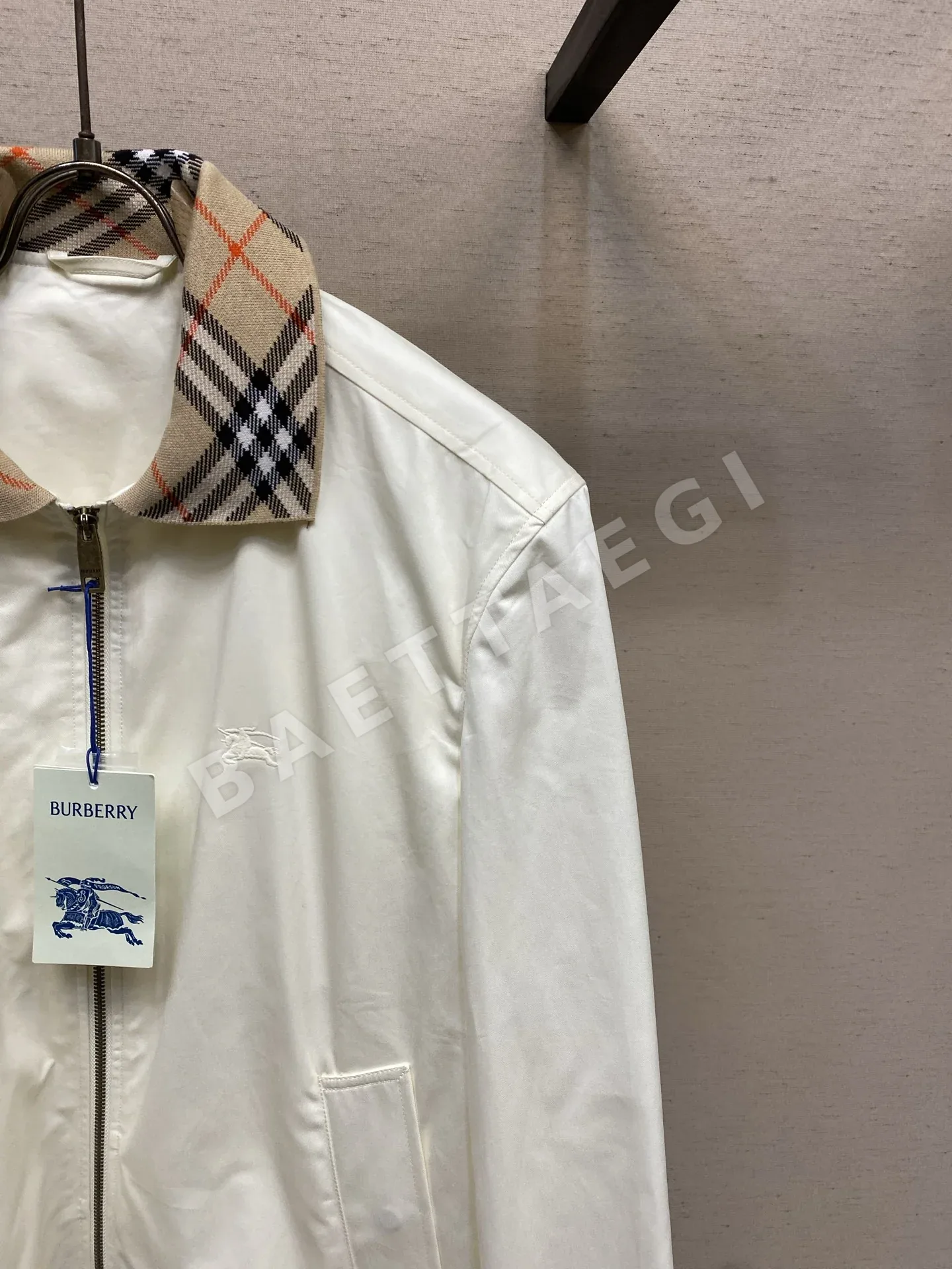 버버리 체크 카라 코튼 자켓 상세 이미지 4
