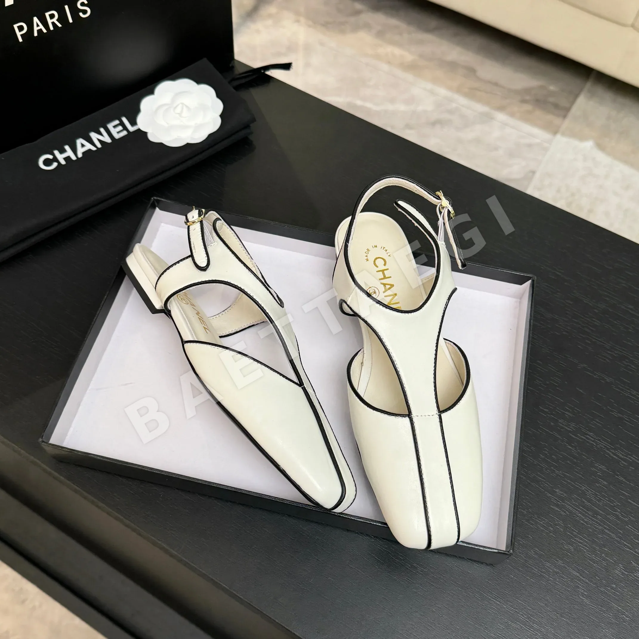 샤넬 26C 더블 C 컬러 블록 플랫 슈즈 상세 이미지 3