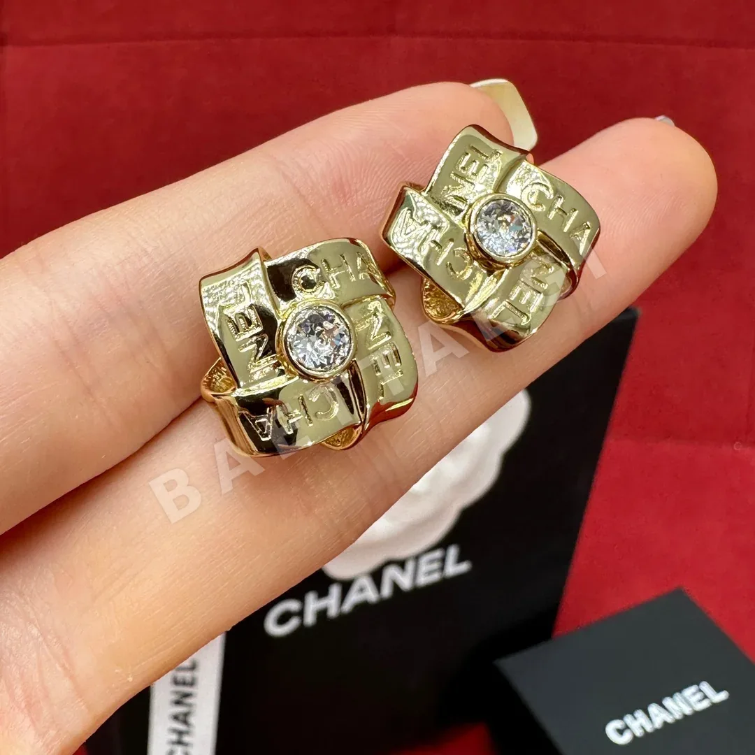샤넬 차이니즈 노트 큐빅 귀걸이 상세 이미지 3