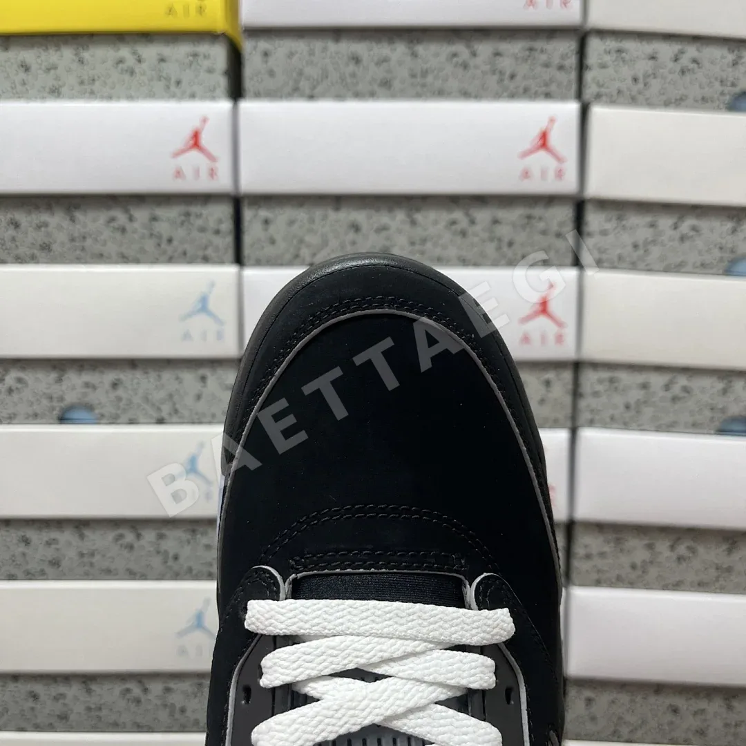 나이키 [GX] 조던 5 레트로 OG HF3975-001 201350 Nike Jordan 5 Retro OG Black Metallic 상세 이미지 5