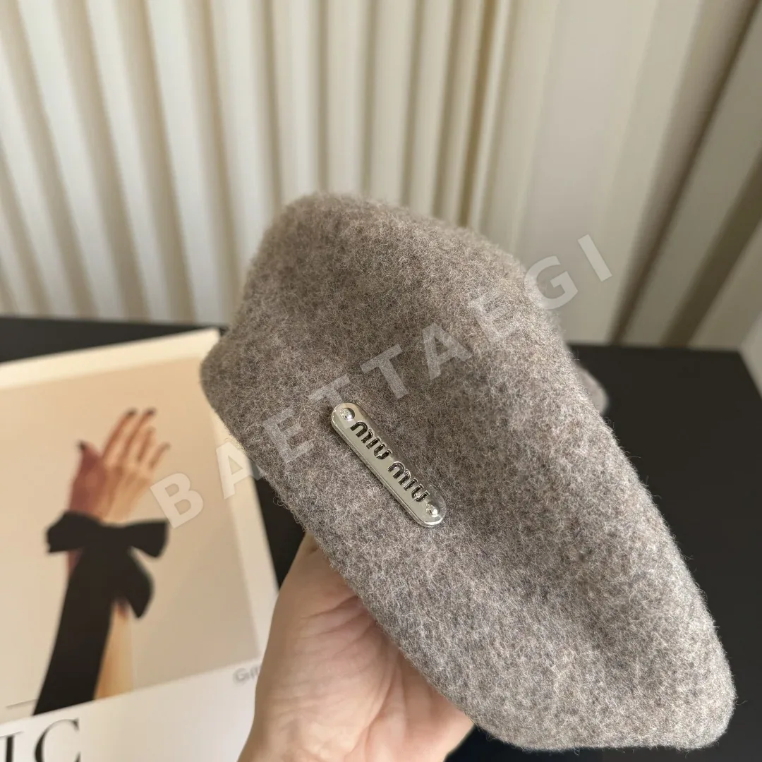 미우미우 모자 185843 Miu Miu Cap 상세 이미지 8
