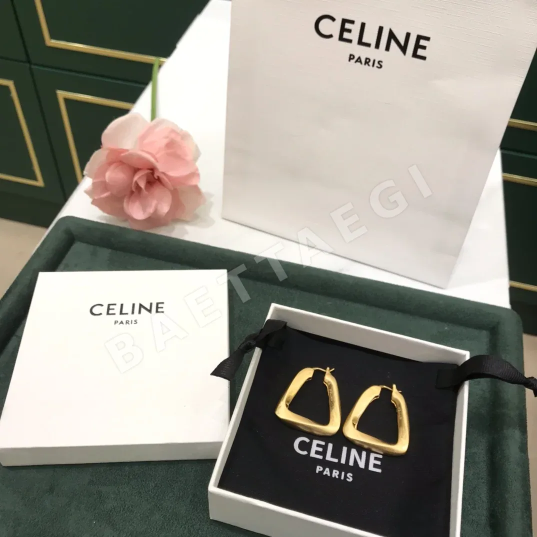 셀린느 귀걸이 69379 Celine Earrings