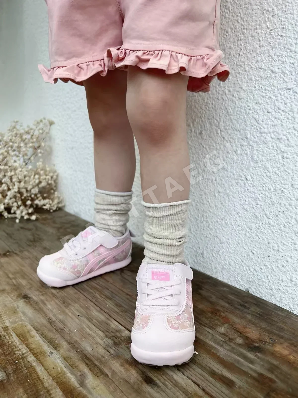 오니츠카타이거 스니커즈 비행기 날개 디테일 상세 이미지 7