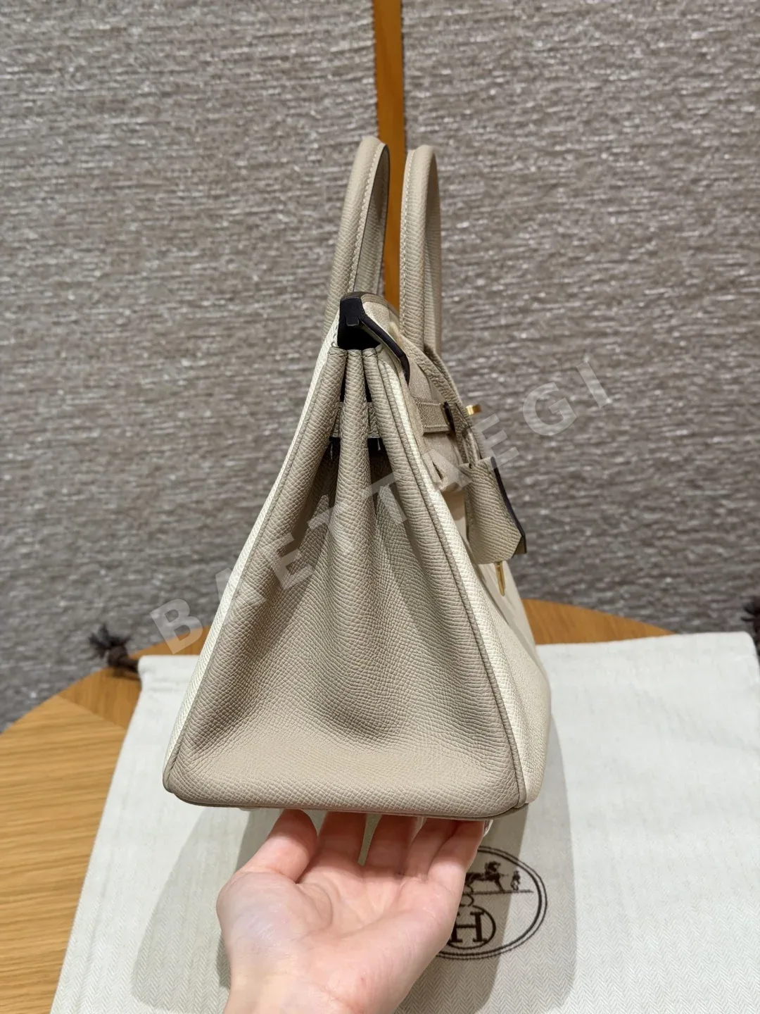 에르메스 버킨 25 cm 가죽 가방 상세 이미지 3