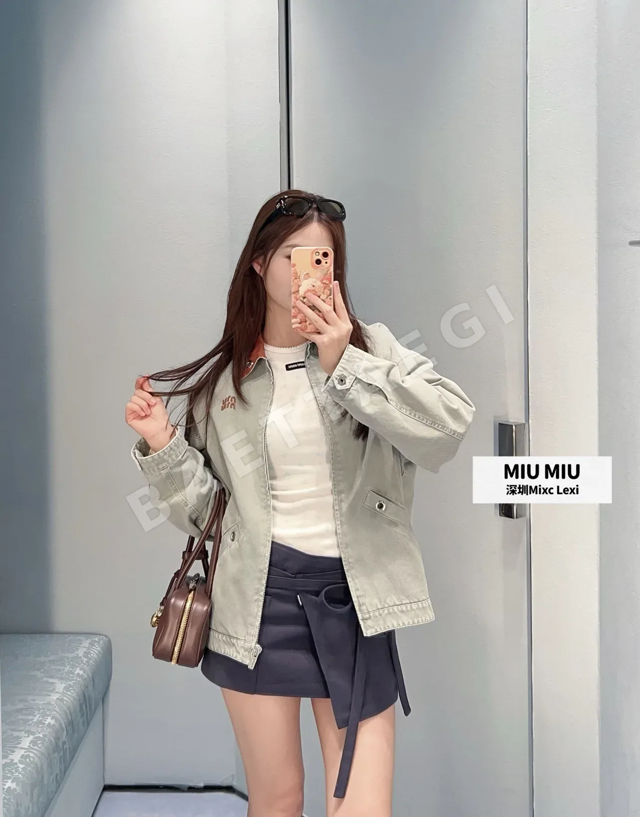 미우미우 회녹색 코튼 데님 크롭 자켓 상세 이미지 7