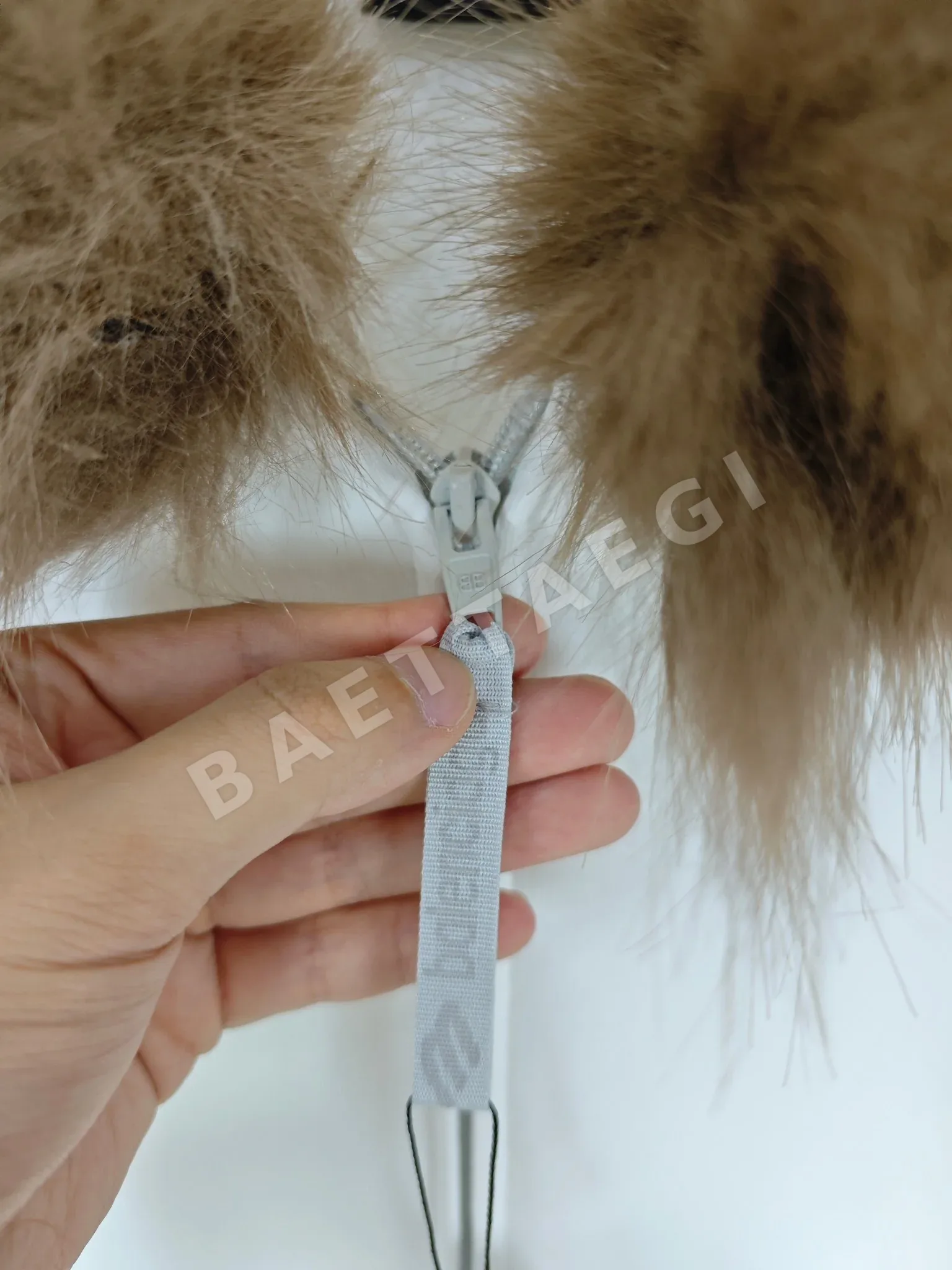 발렌시아가 스키 밍크 퍼 스웨트셔츠 남성 자켓 상세 이미지 6