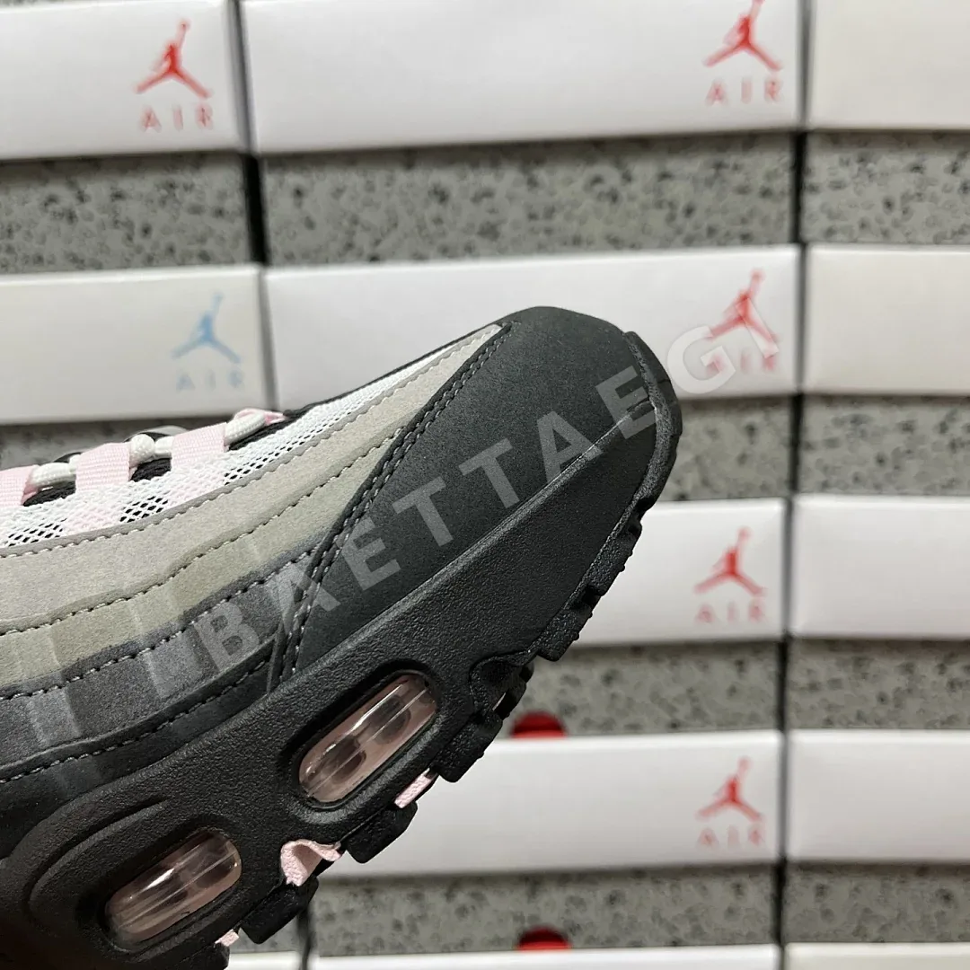 나이키 [GX] 에어 맥스 95 OG HJ5996-001 201228 Nike Air Max 95 OG Big Bubble Pink Foam 상세 이미지 6
