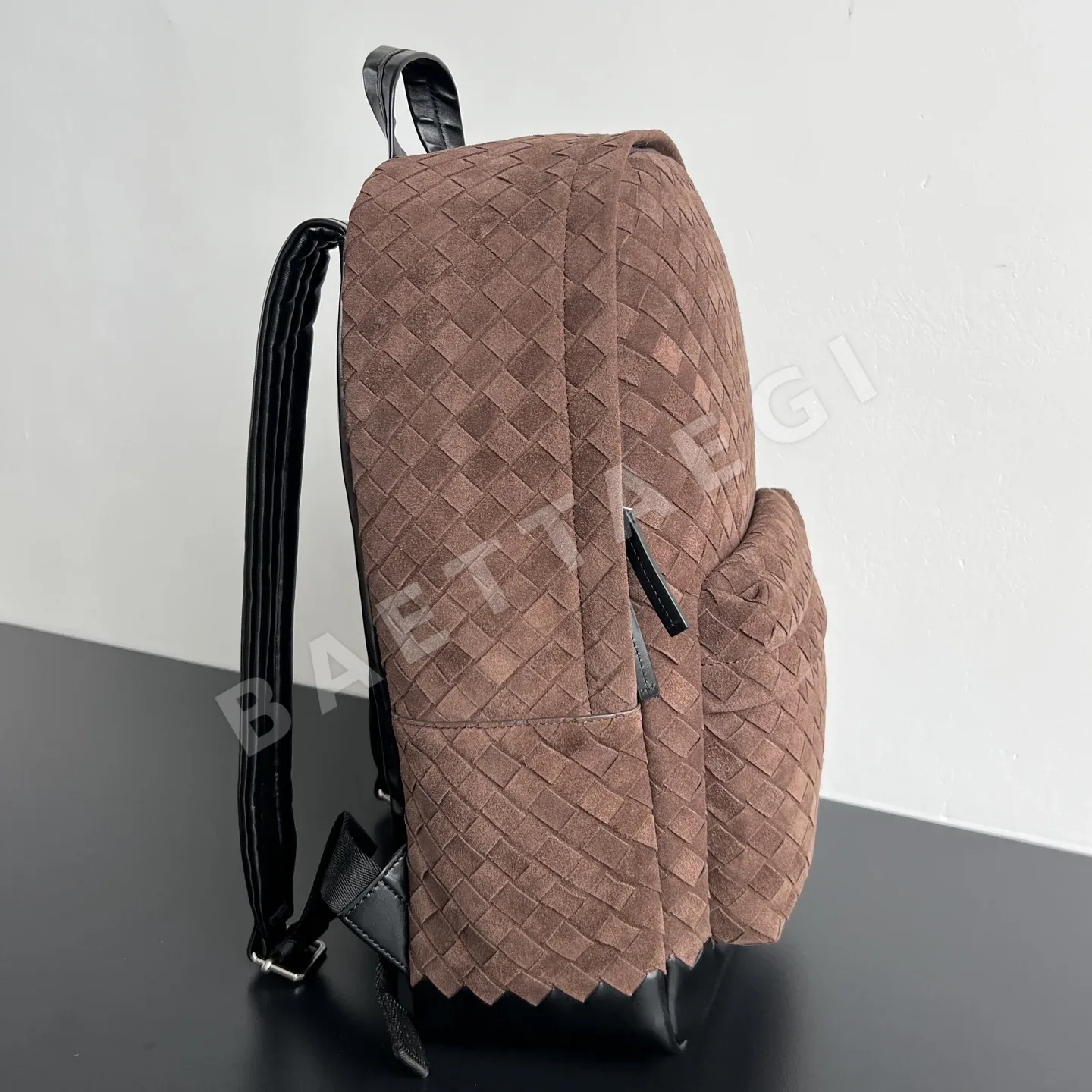 보테가베네타 빈티지 스웨이드 백팩 상세 이미지 2