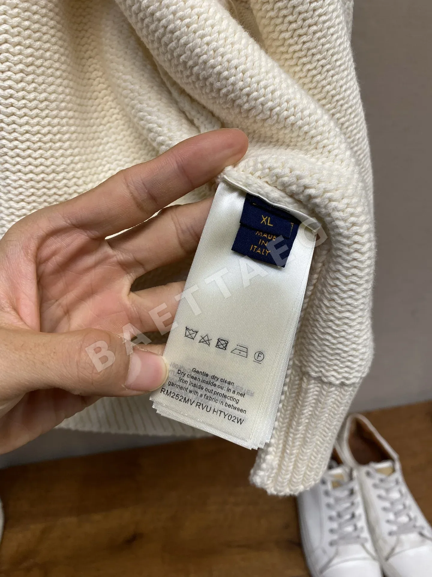 루이비통 LV 컬러 블록 니트 짚업 자켓 상세 이미지 7