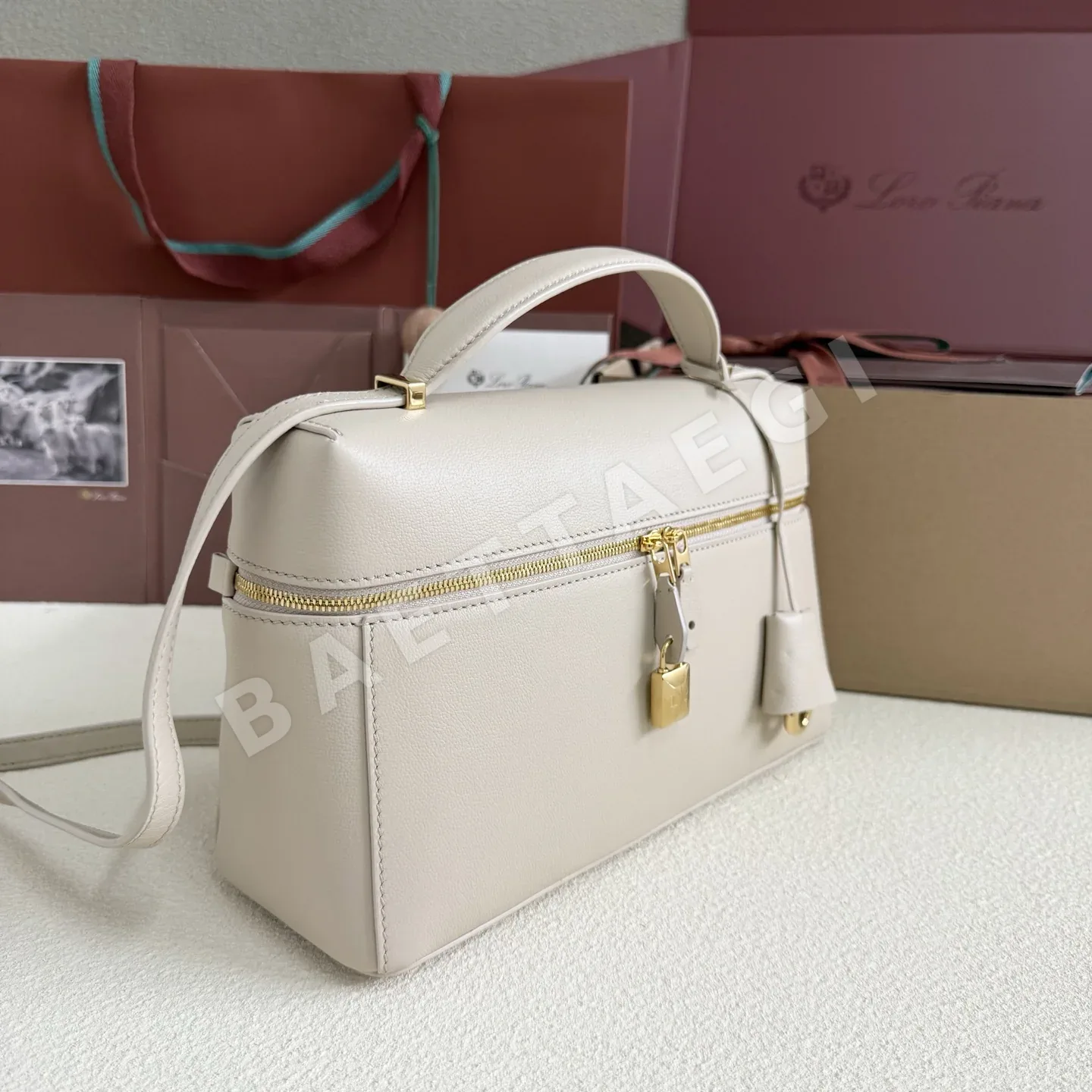로로피아나 연베이지 야자수 프린트 가방 상세 이미지 2