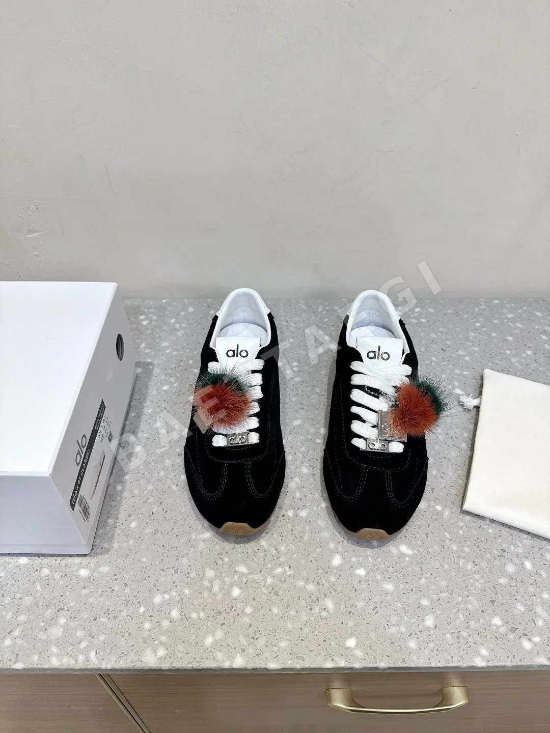 알로 신발 75460
