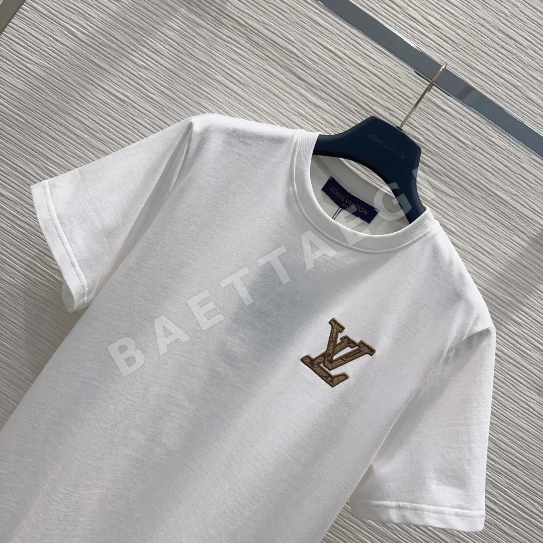 루이비통 여성 LV 로고 자카드 반팔 티셔츠 세트 상세 이미지 4