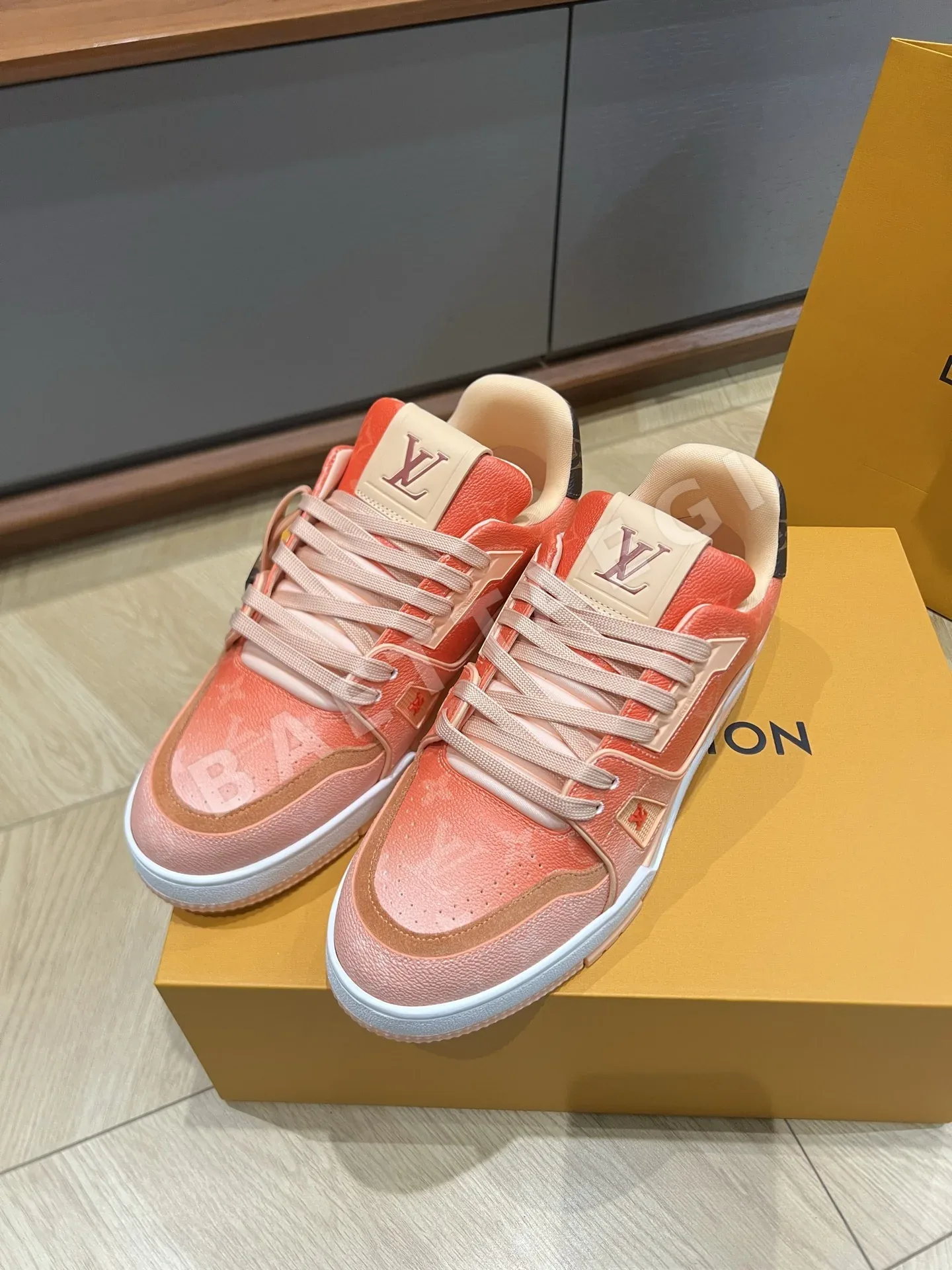 루이비통 LV 26 트레이너 신발 95207