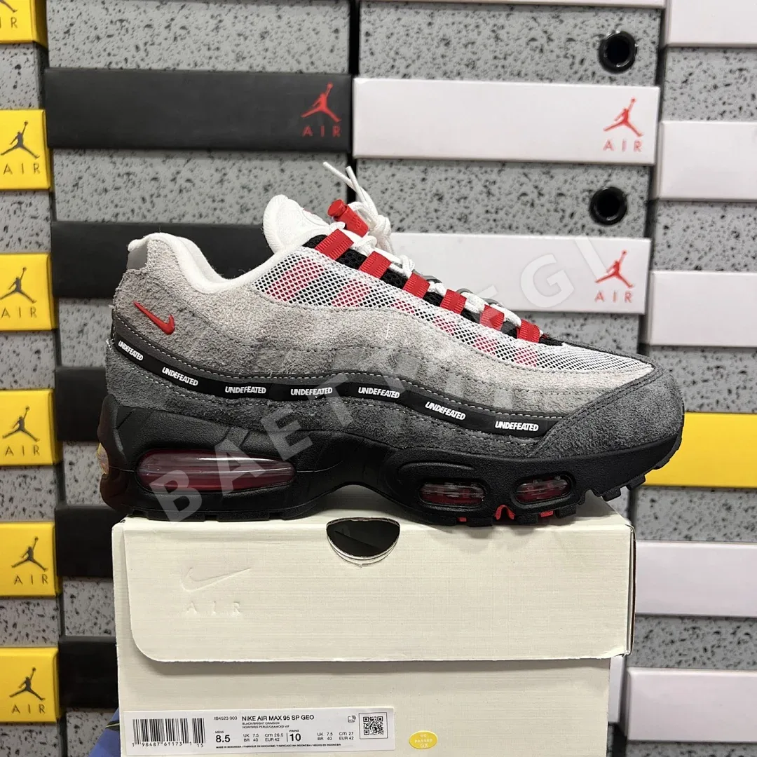 나이키 [GX] 에어 맥스 95 SP 레드 IB4523-003 201259 Nike Air Max 95 SP Undefeated Geo