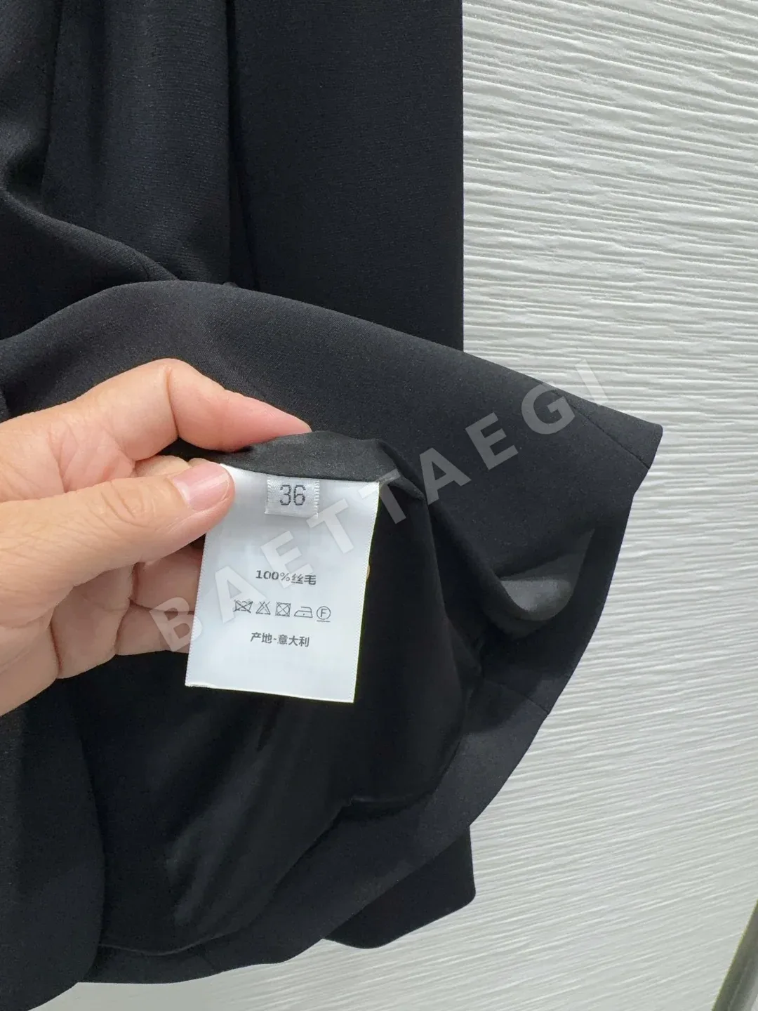 디올 슬림핏 자수 로고 자켓 상세 이미지 9
