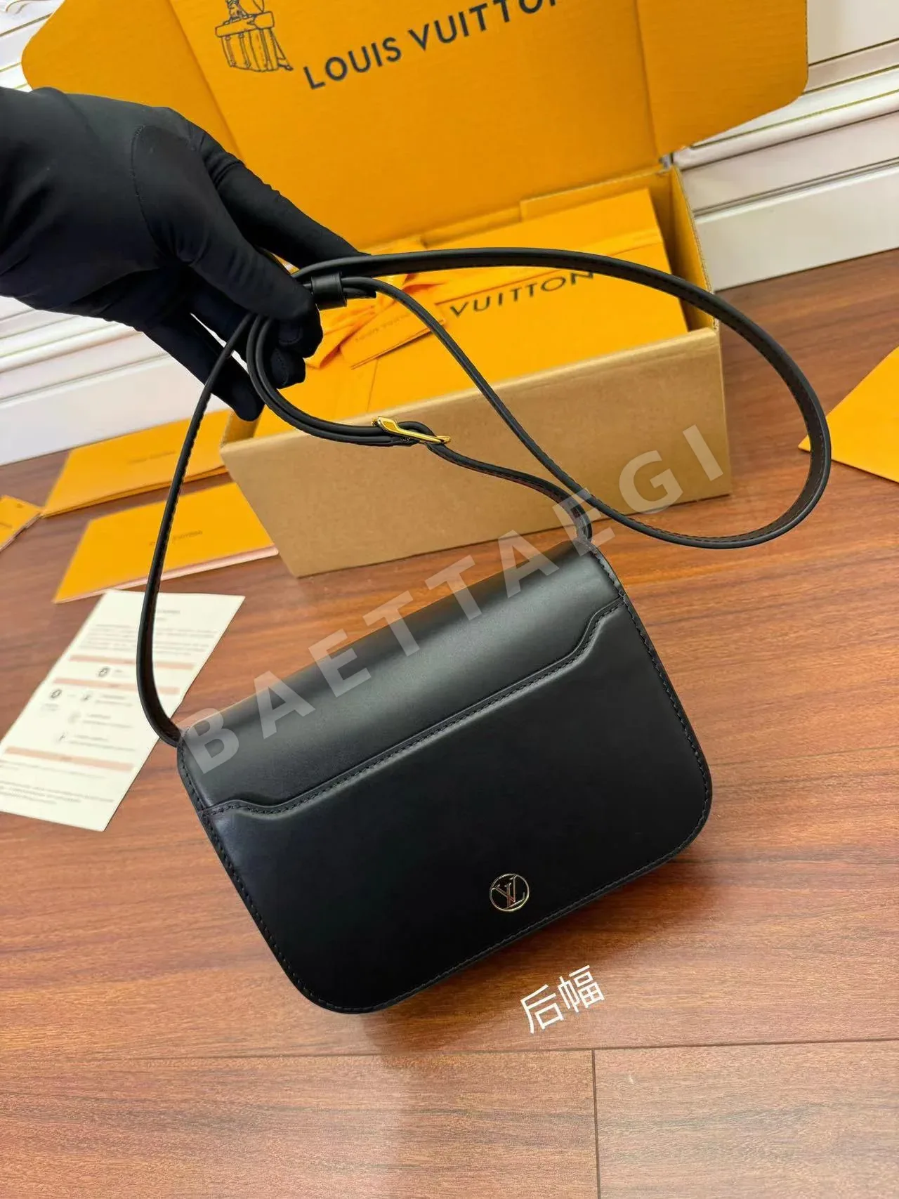 루이비통 M23655 가방 상세 이미지 3