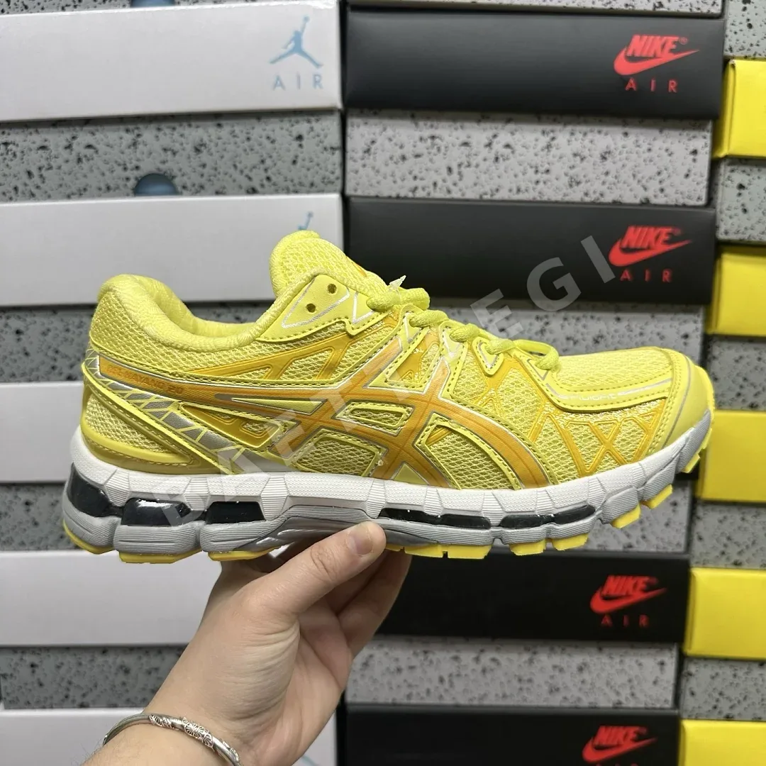 아식스 [KO] 젤 카야노 20 1203A758-750 200451 Asics Gel-Kayano 20 Banana Cream Chrome 상세 이미지 2