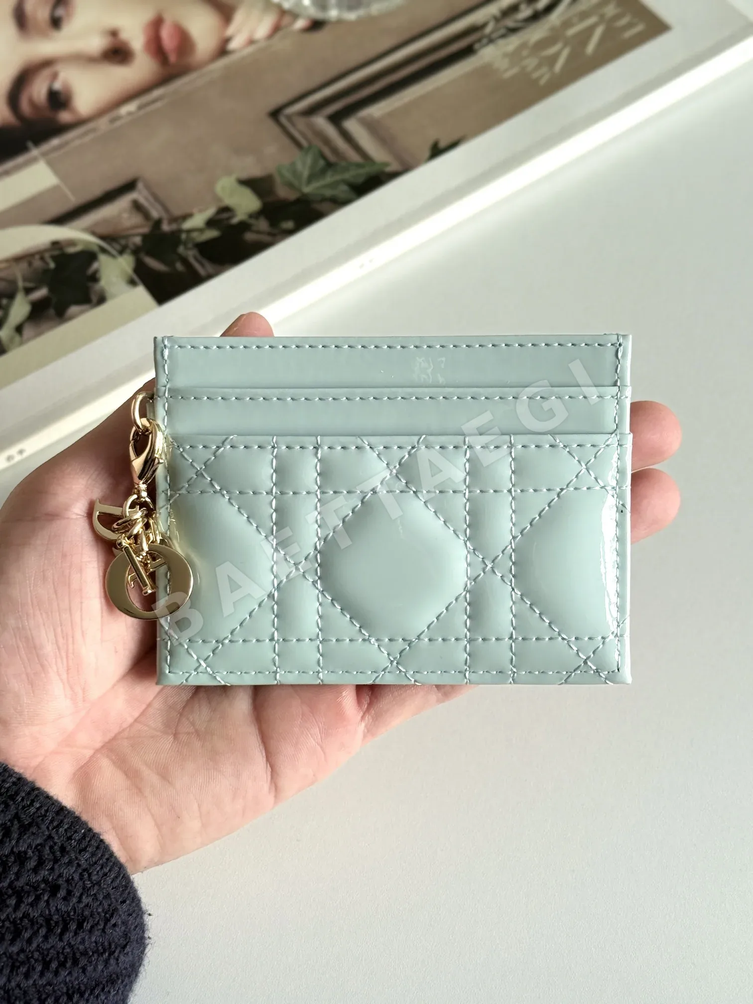 디올 카나주 패턴 카드지갑 상세 이미지 2