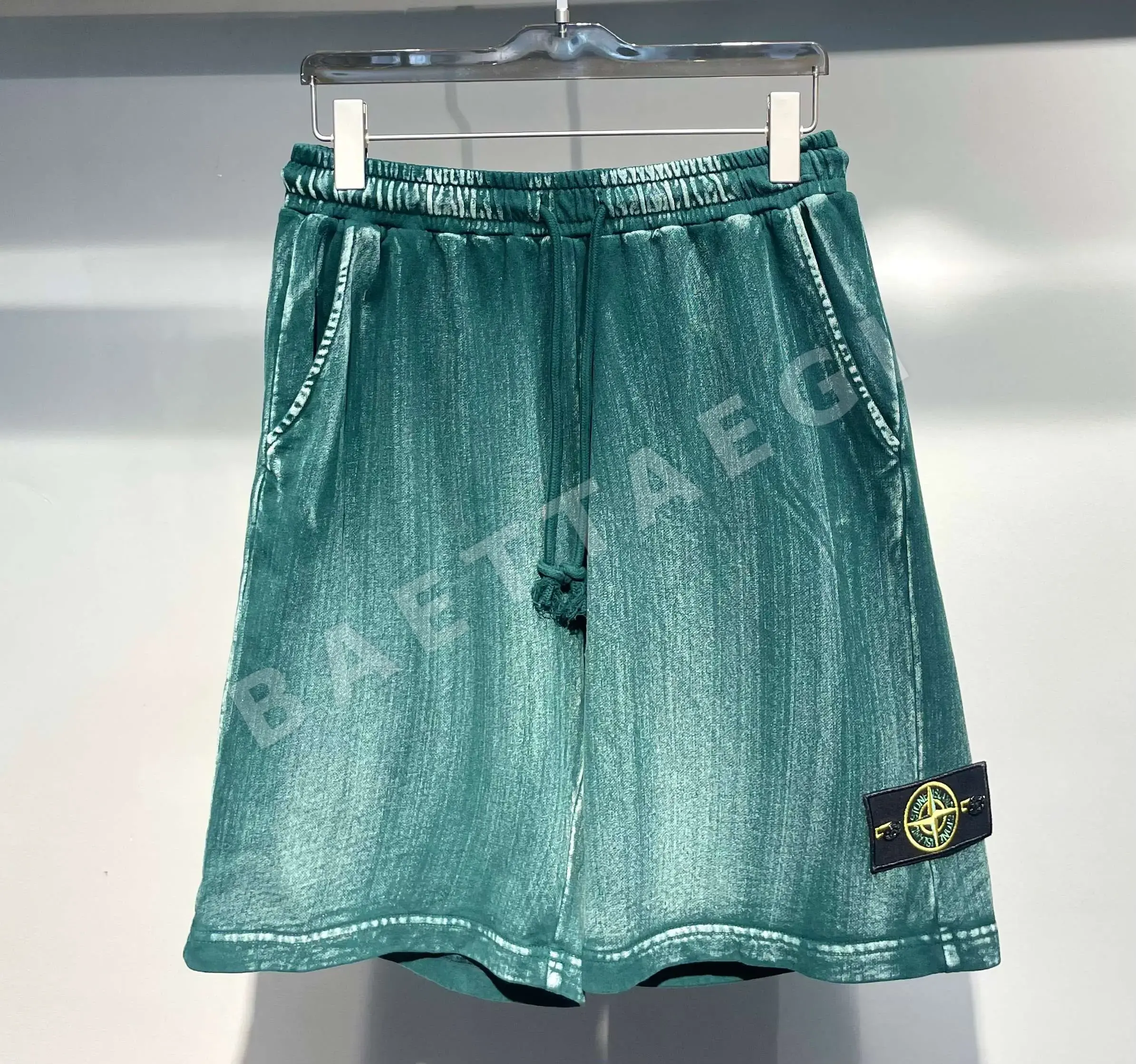 스톤아일랜드 타이다이 워시드 반바지 상세 이미지 2