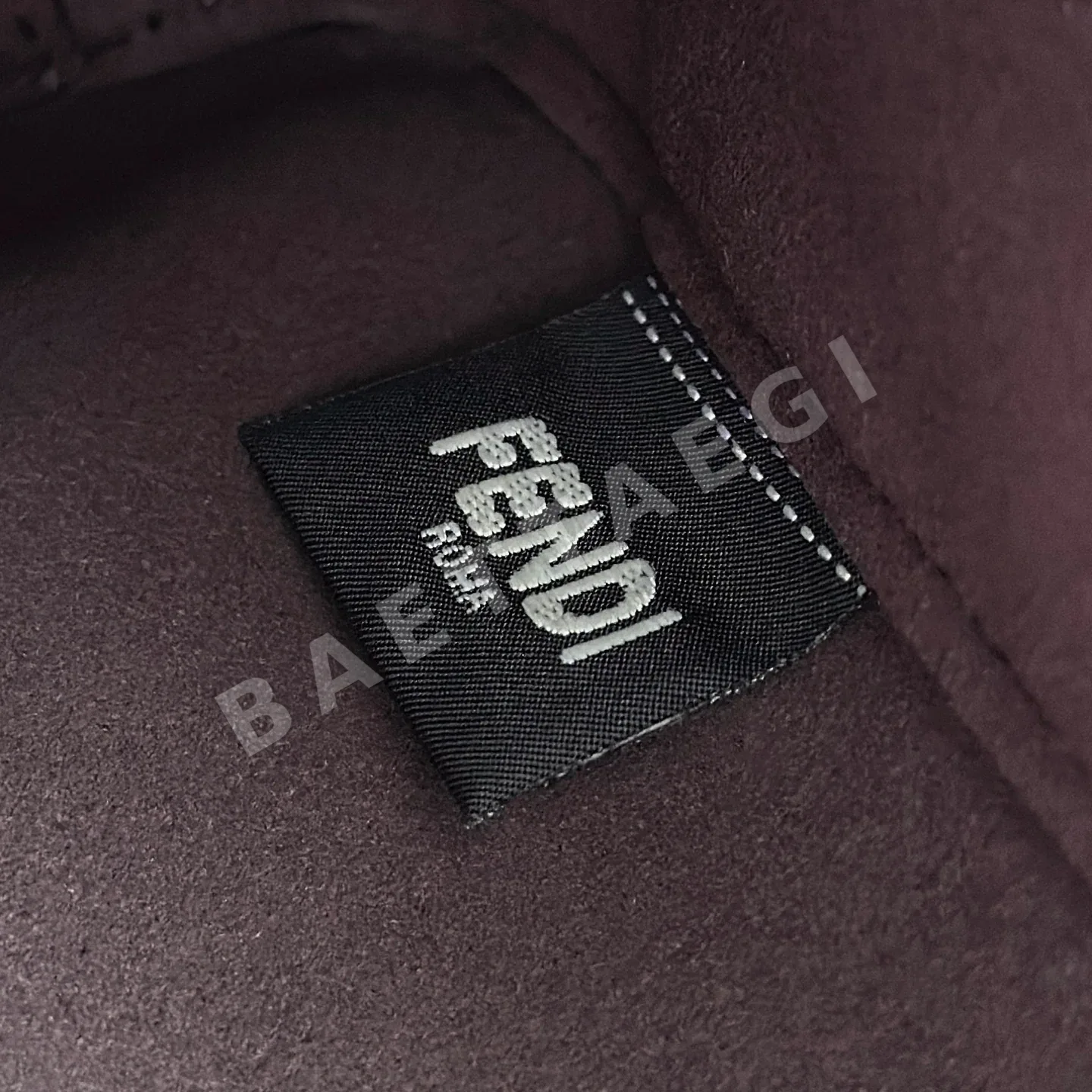 펜디 데님 자카드 접이식 토트백 겸 버킷백 상세 이미지 8