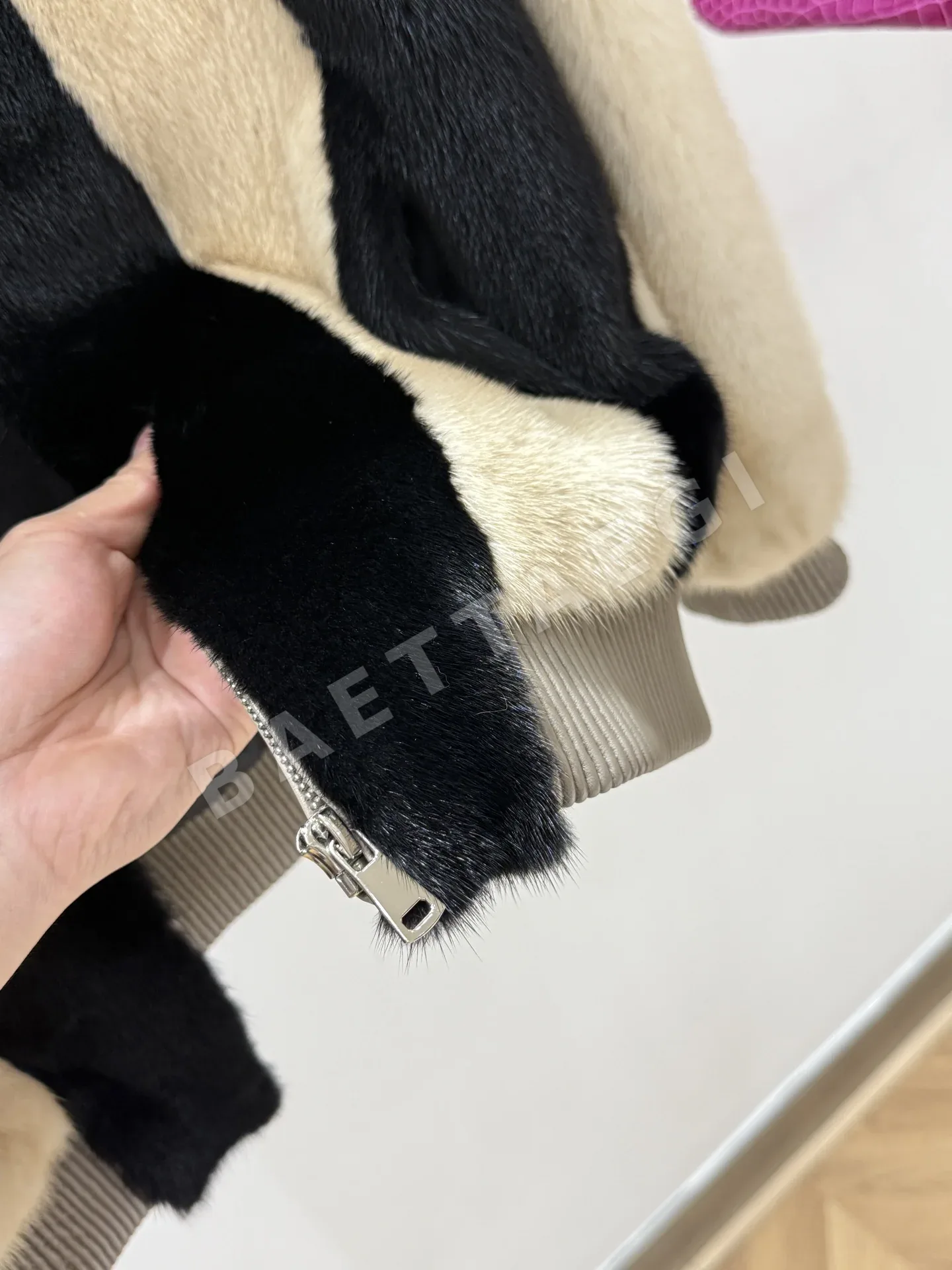 더로우 밍크 코트 여성 자켓 상세 이미지 7
