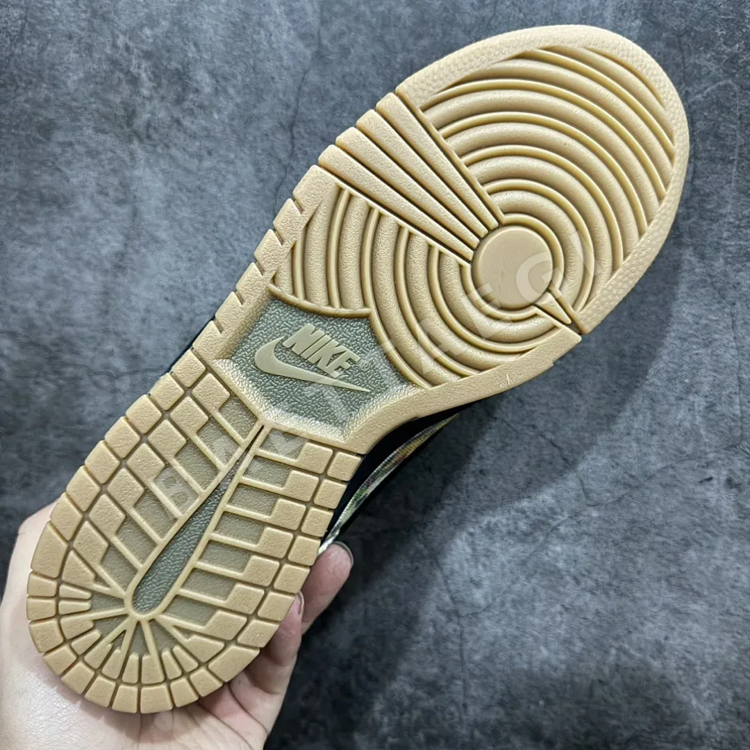 나이키 [M] SB 덩크 로우 FD8778-001 200966 Nike SB Dunk Low Supreme Rammellzee 상세 이미지 2