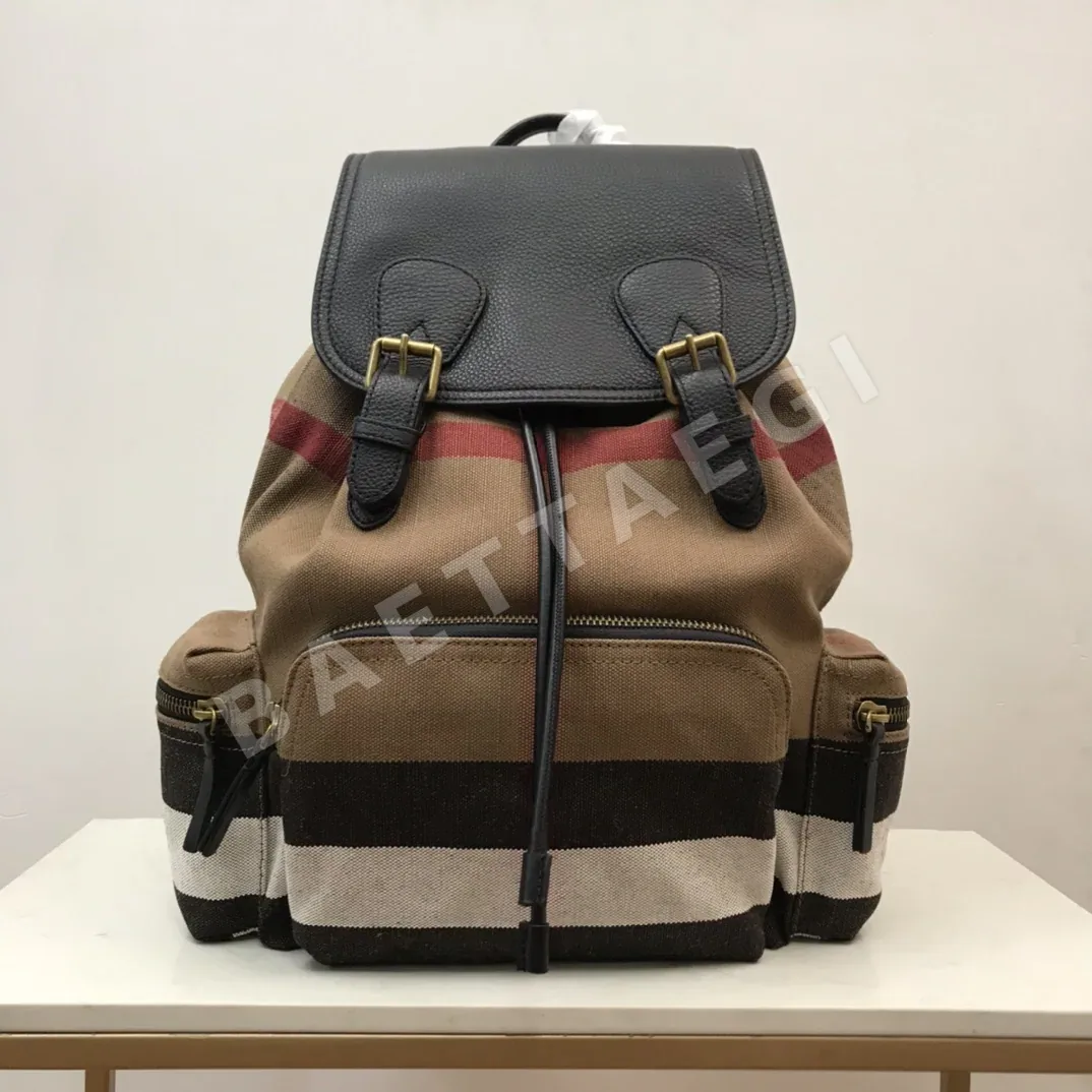 버버리 밀리터리 체크 백팩 39943