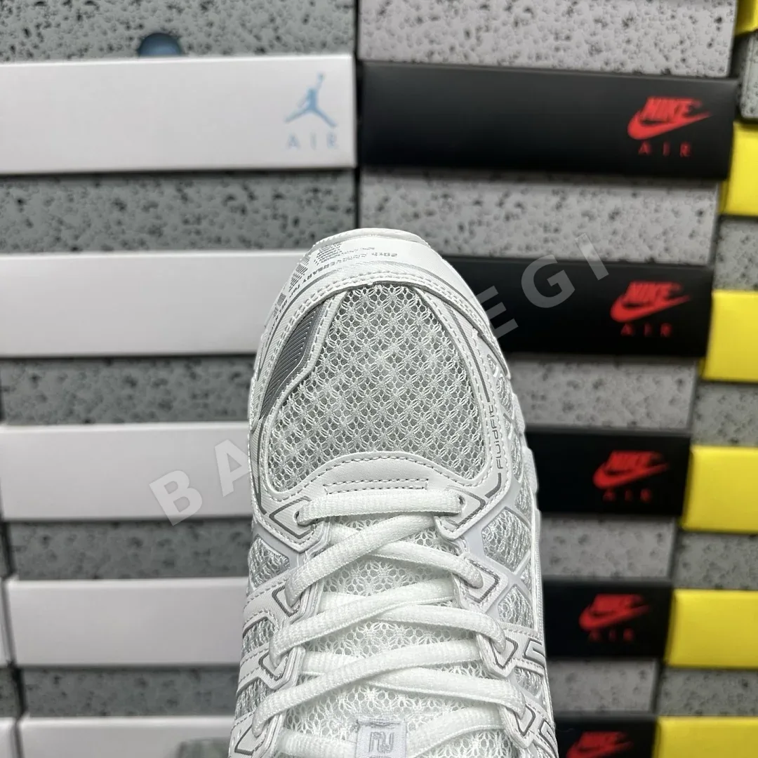 아식스 [TOP] 젤 카야노 20 1203A388-028 200479 Asics Gel-Kayano 20 Glacier Grey White 상세 이미지 5
