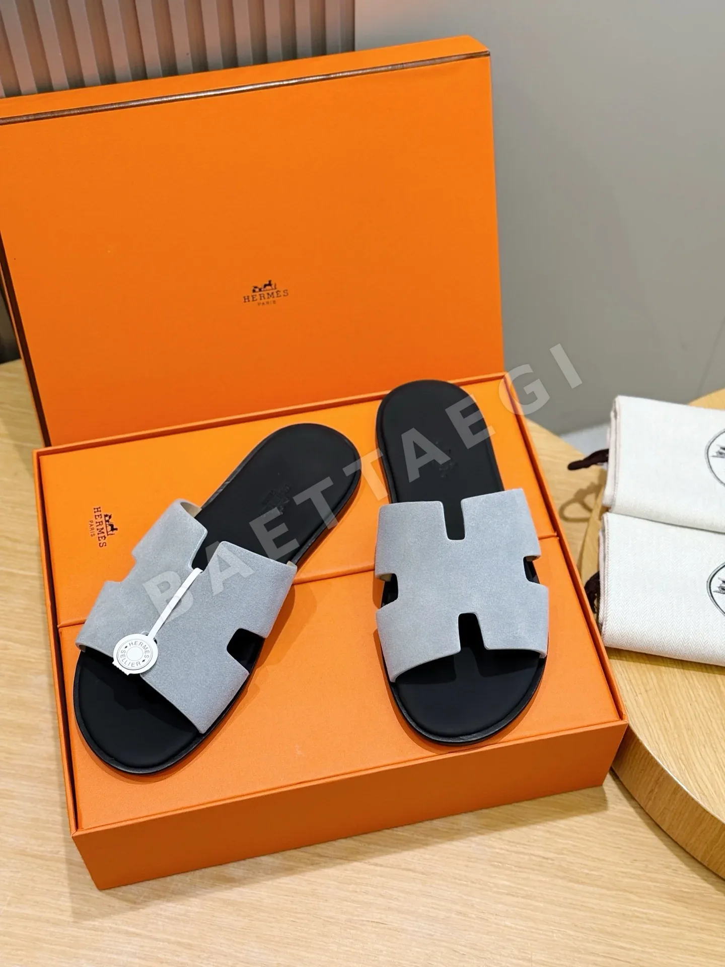 에르메스 이즈미르 샌들 155892