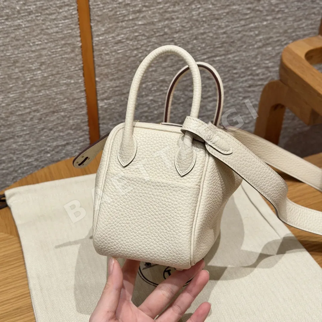 에르메스 미니린디 가방 상세 이미지 3
