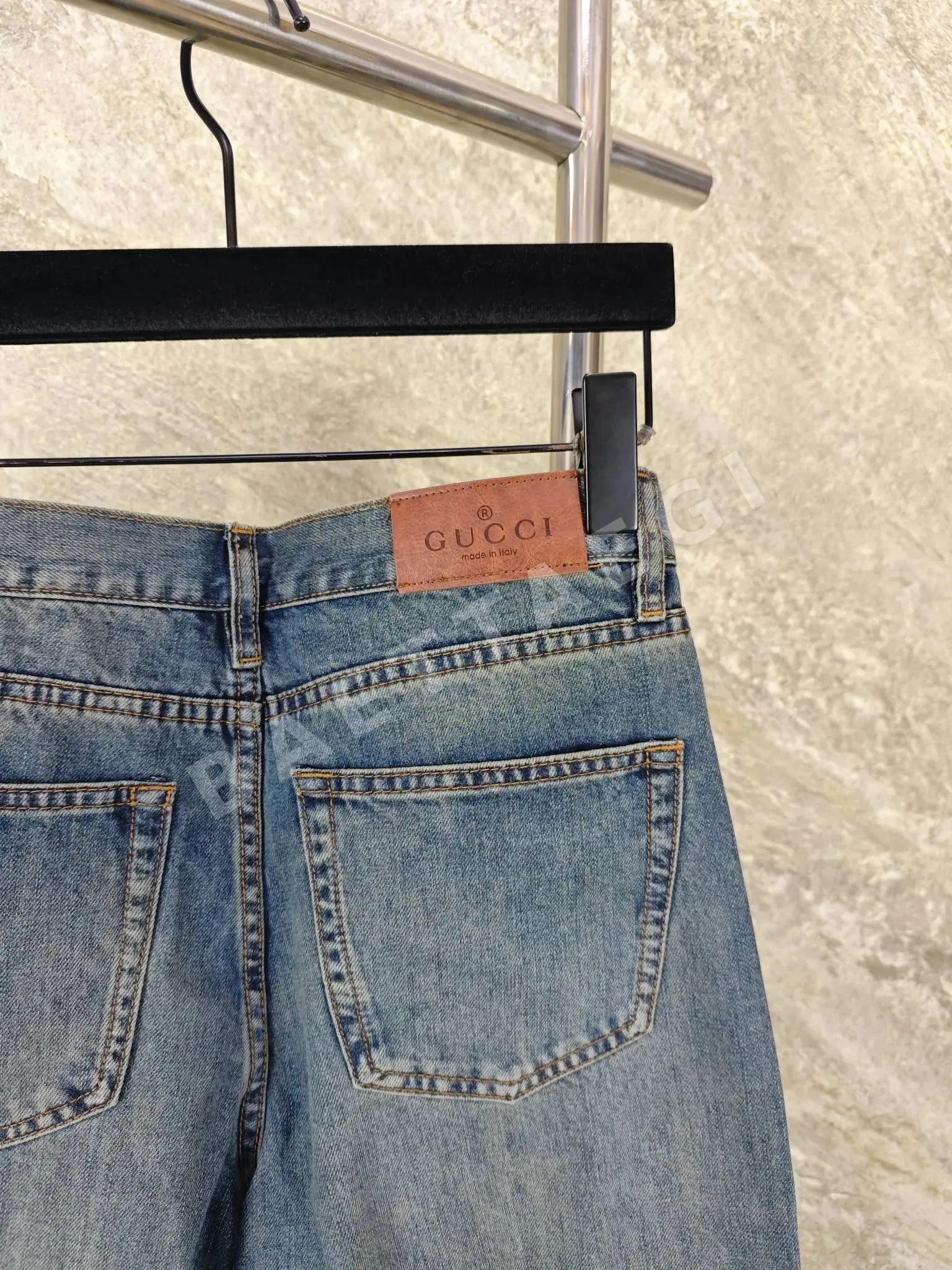구찌 나노락 워시드 진 남성 바지 상세 이미지 6