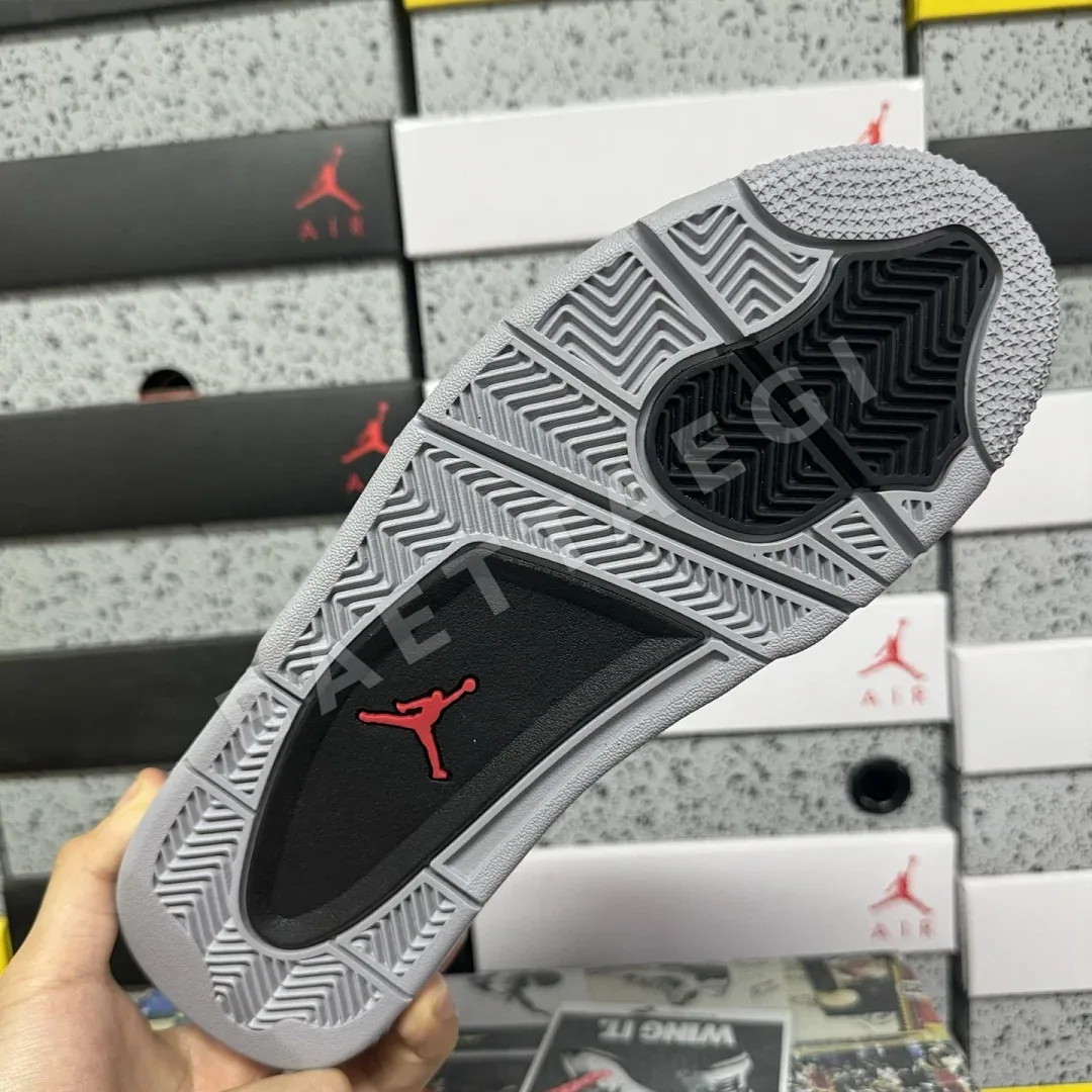 나이키 [GX] 조던 4 레트로 FQ8138-600 201270 Nike Jordan 4 Retro Toro Bravo 상세 이미지 3