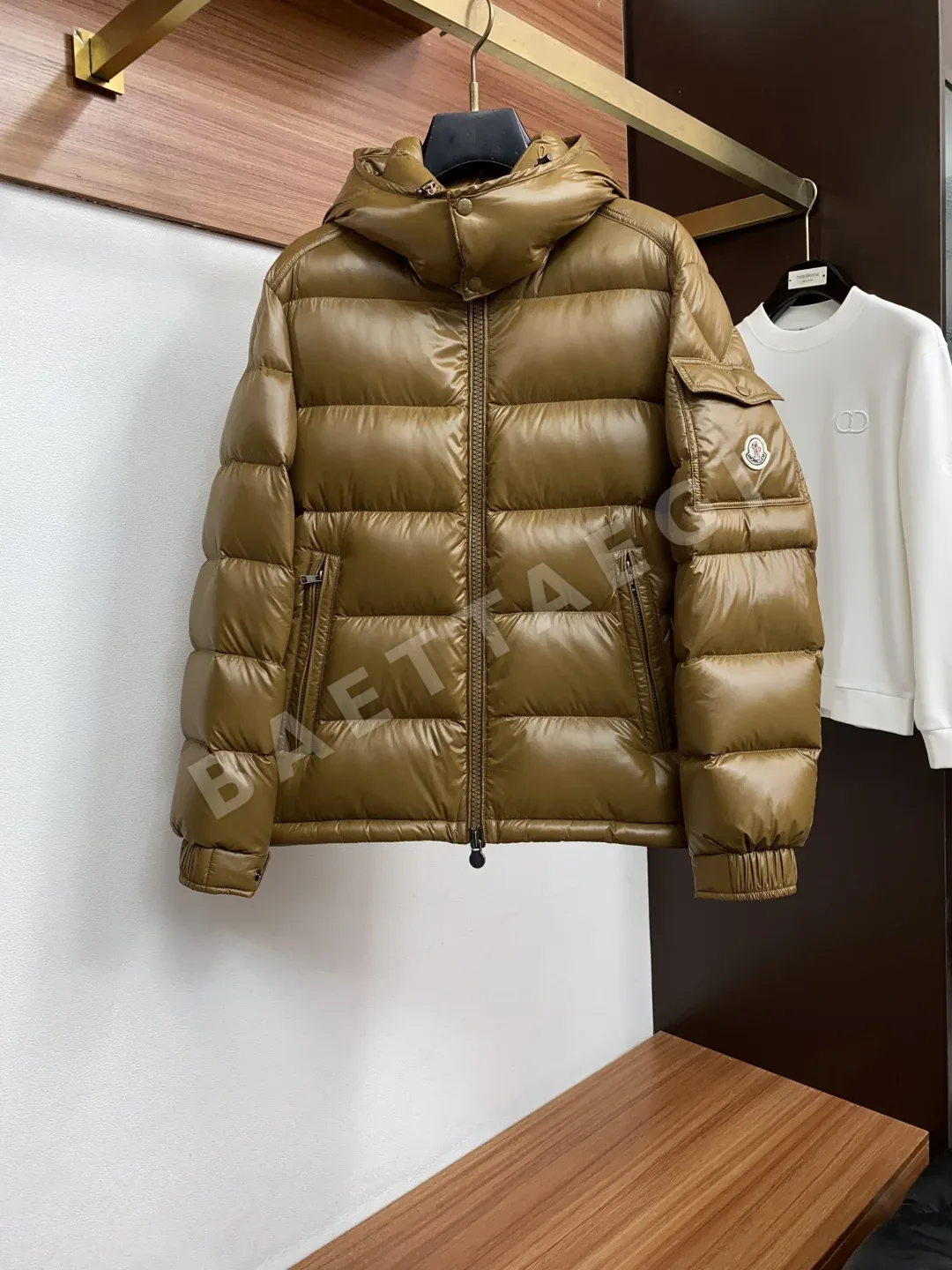 몽클레르 마야(Moncler Maya) 후드 쇼트 다운 자켓 169508