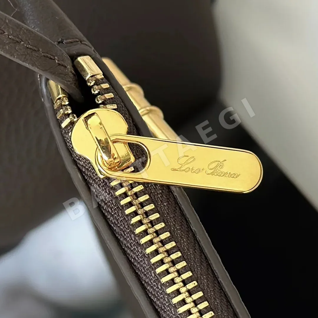 로로피아나 기에라 쇼퍼 가방 상세 이미지 7