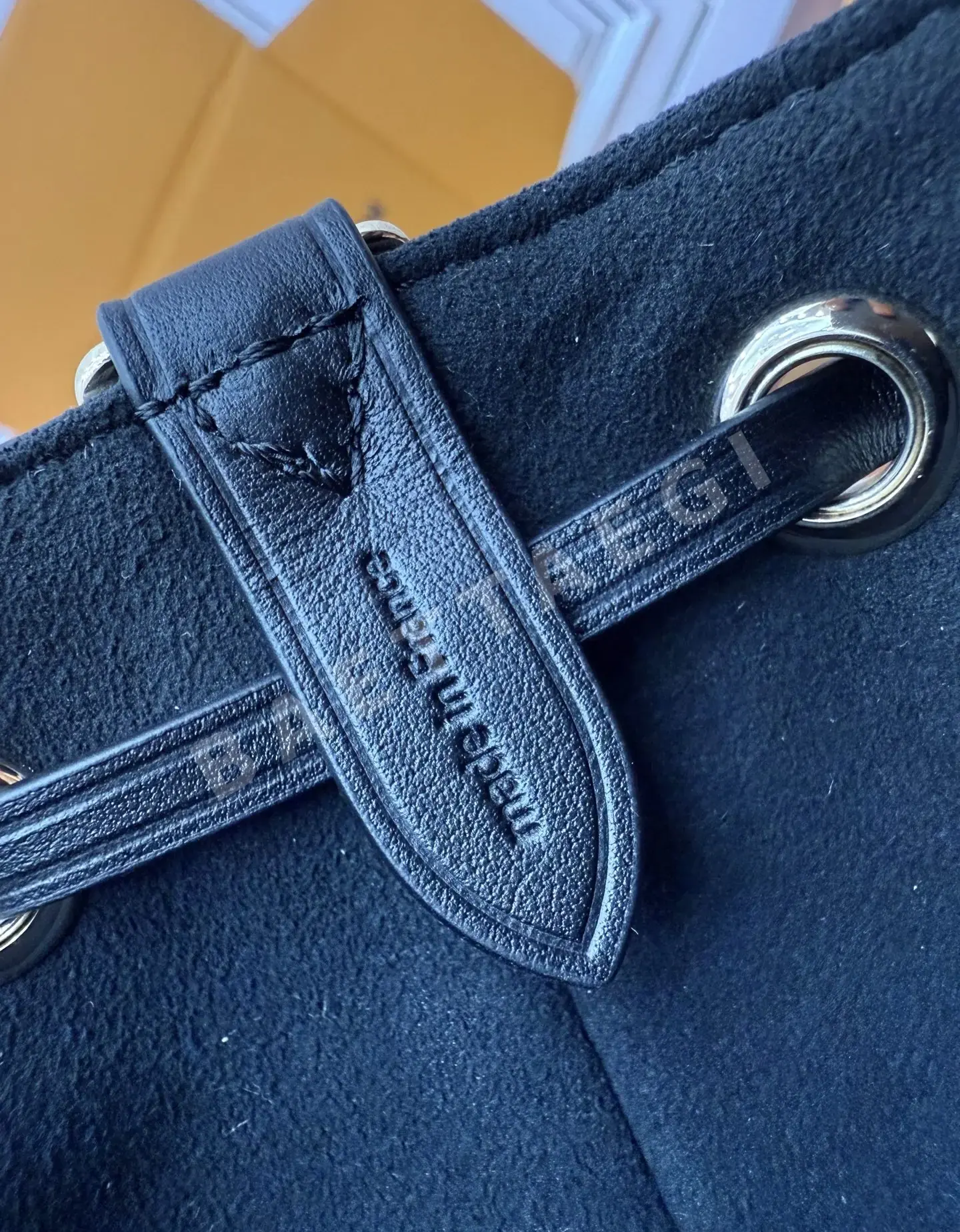 루이비통 프라이빗 아이템 가방 M25554 상세 이미지 5