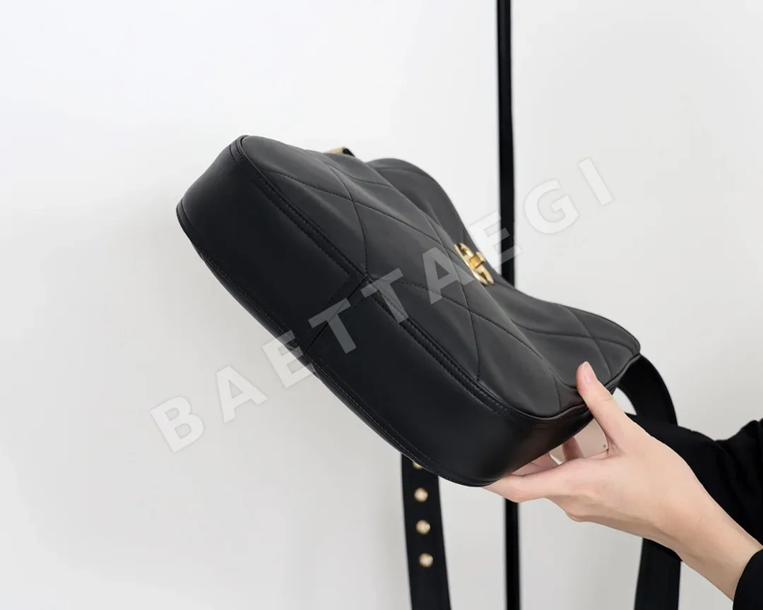 샤넬 가방 AP2844 상세 이미지 8