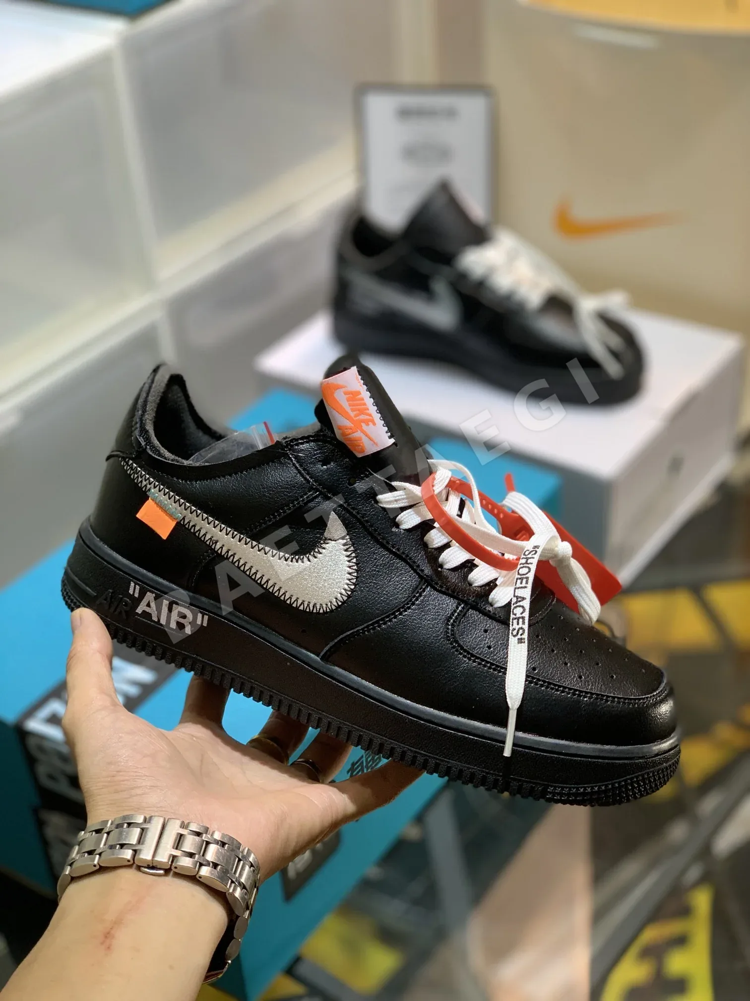 오프화이트 신발 26747