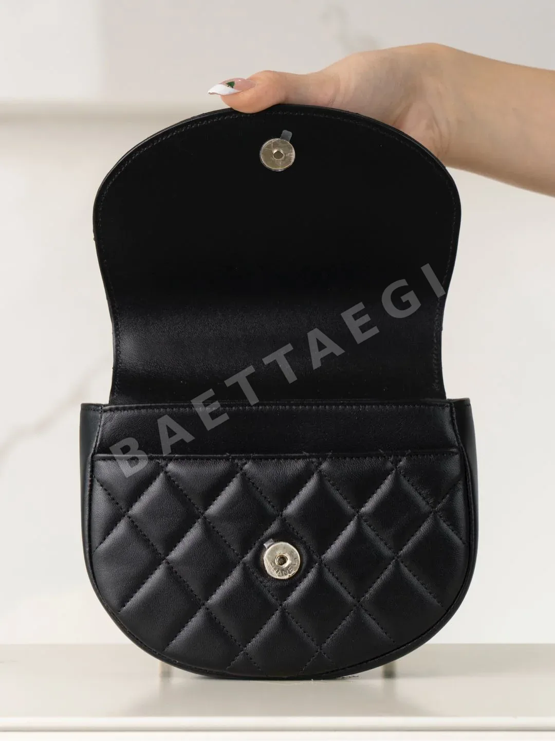 샤넬 램스킨 체인 클러치 가방 상세 이미지 5