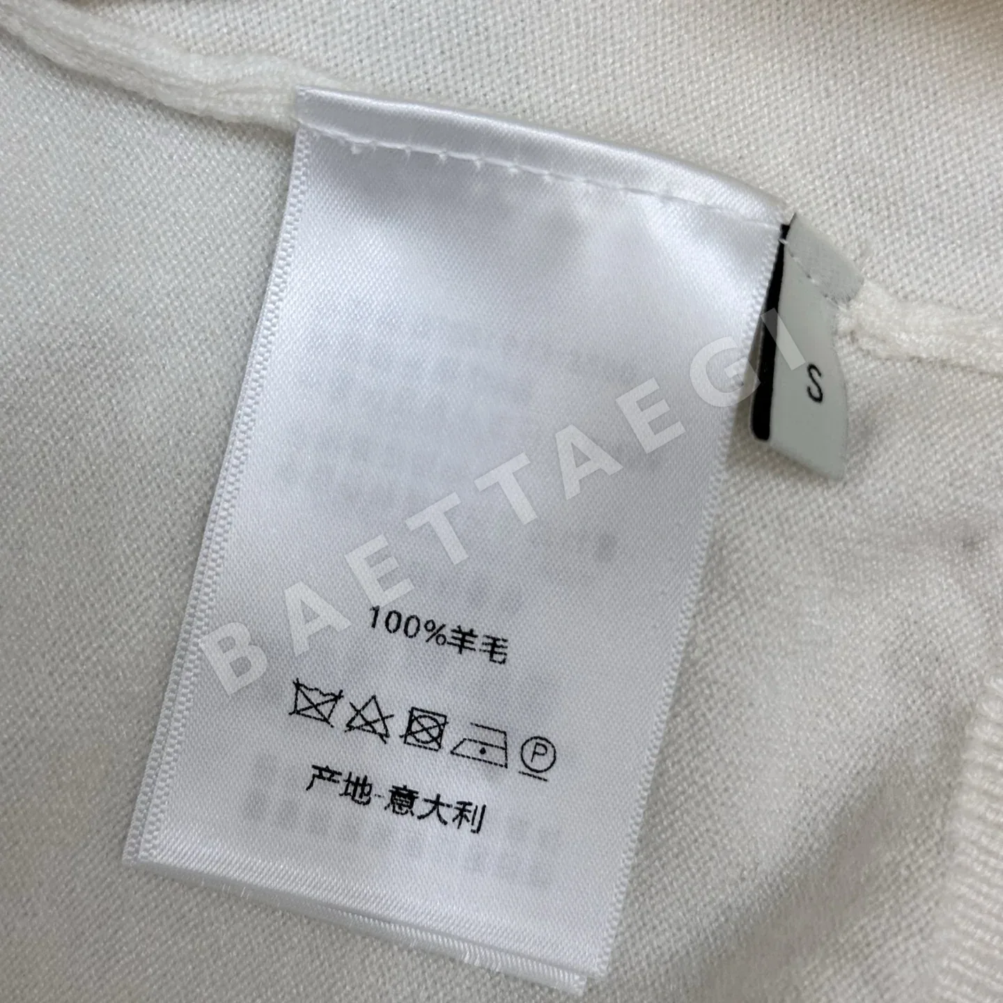 디올 레터 프린트 반팔 니트 탑 상세 이미지 6